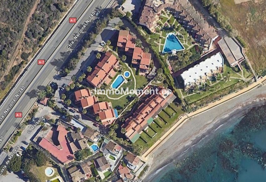 Resale - Apartment - Estepona - Estepona Centro