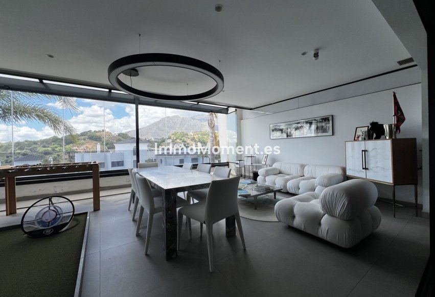 Resale - Apartment - Estepona - Estepona Centro