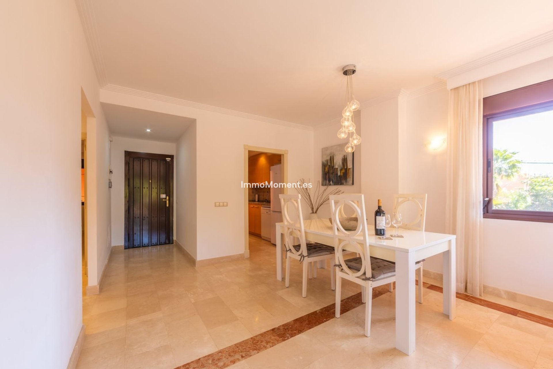 Resale - Apartment - Estepona - Estepona Centro