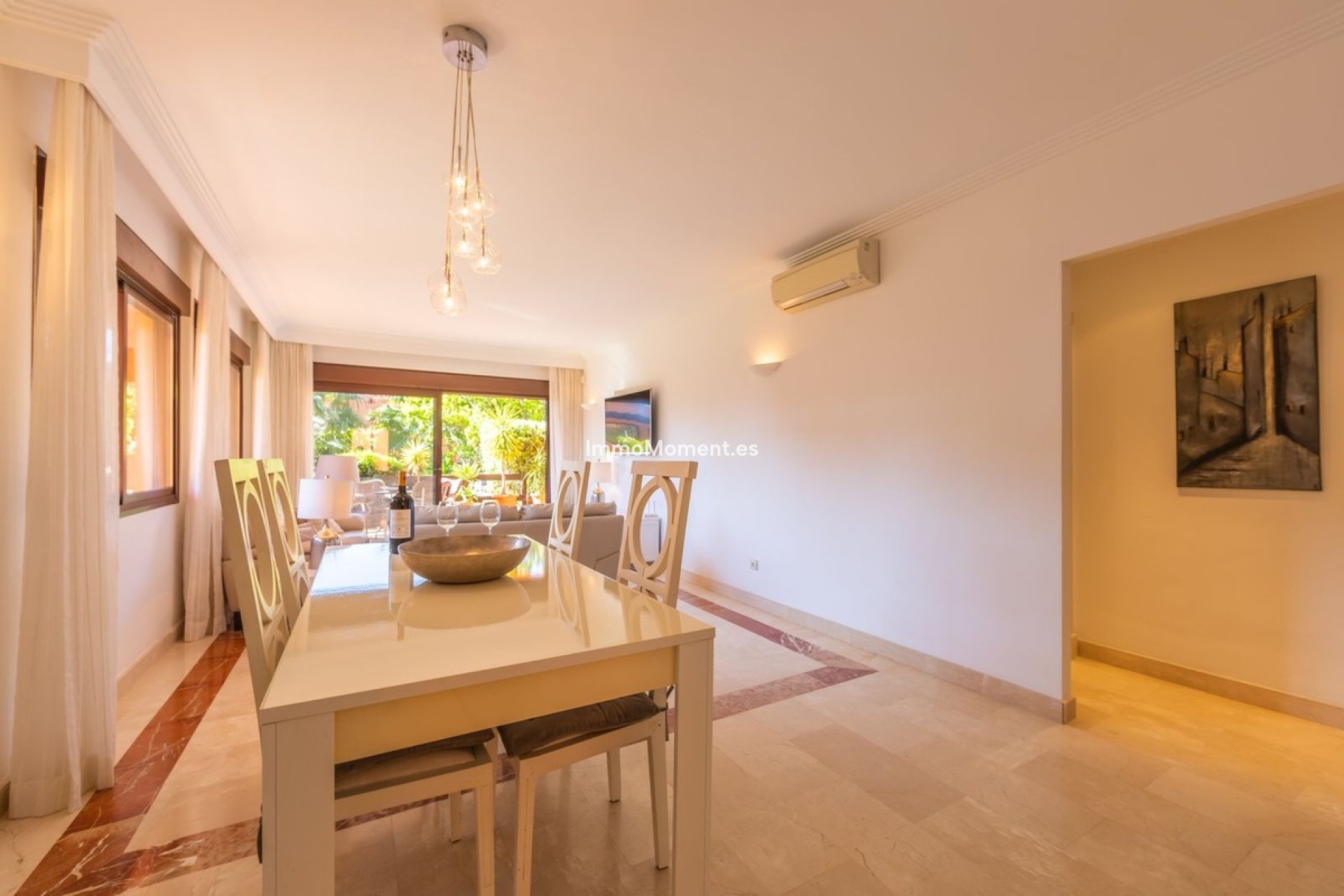 Resale - Apartment - Estepona - Estepona Centro