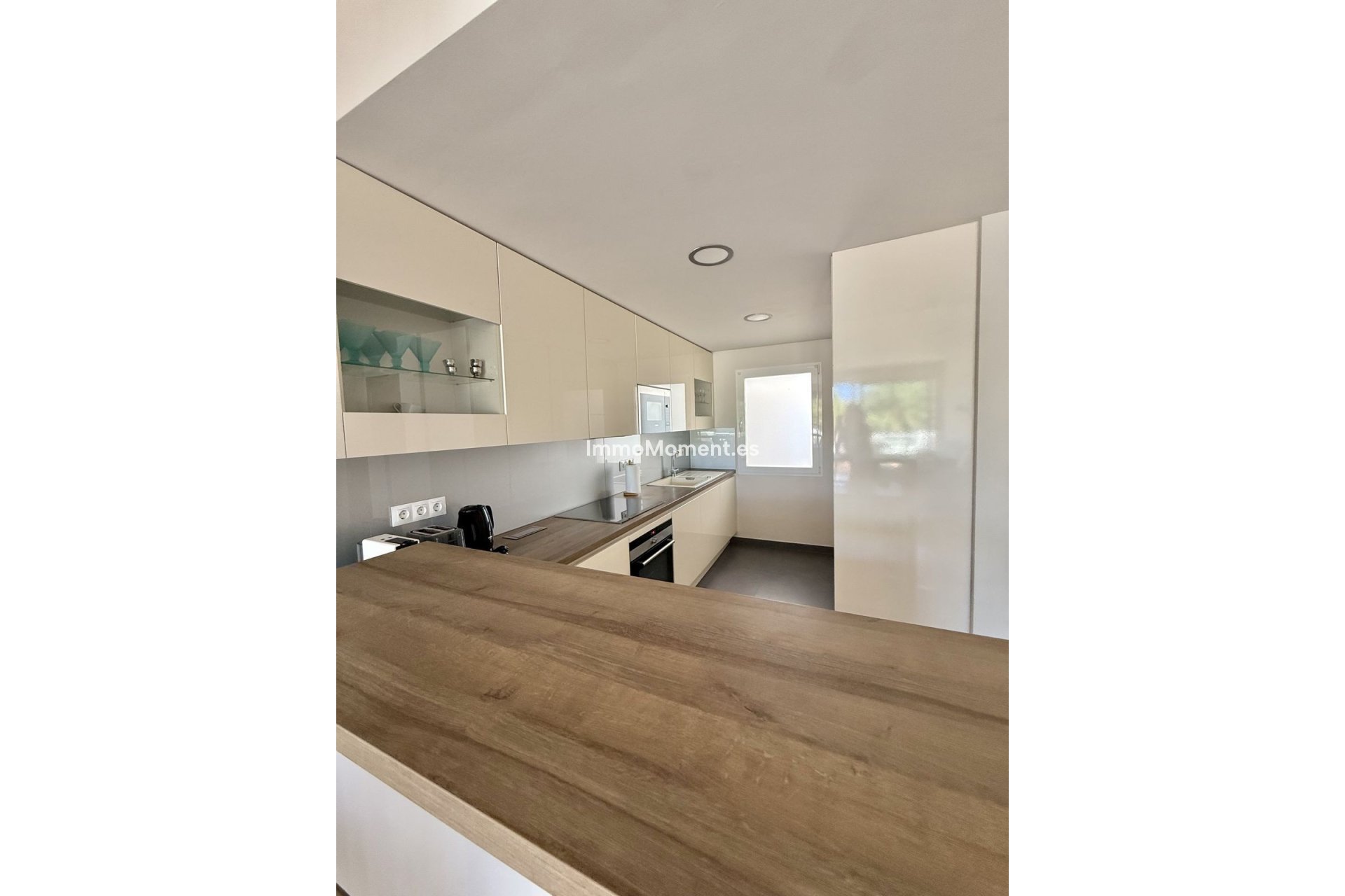 Resale - Apartment - Estepona - Estepona Centro