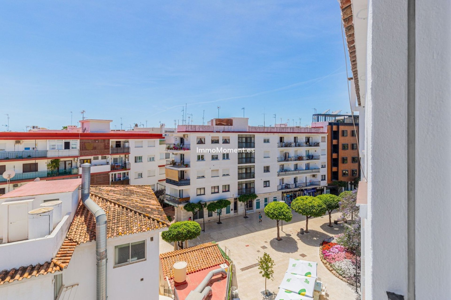 Resale - Apartment - Estepona - Estepona Centro