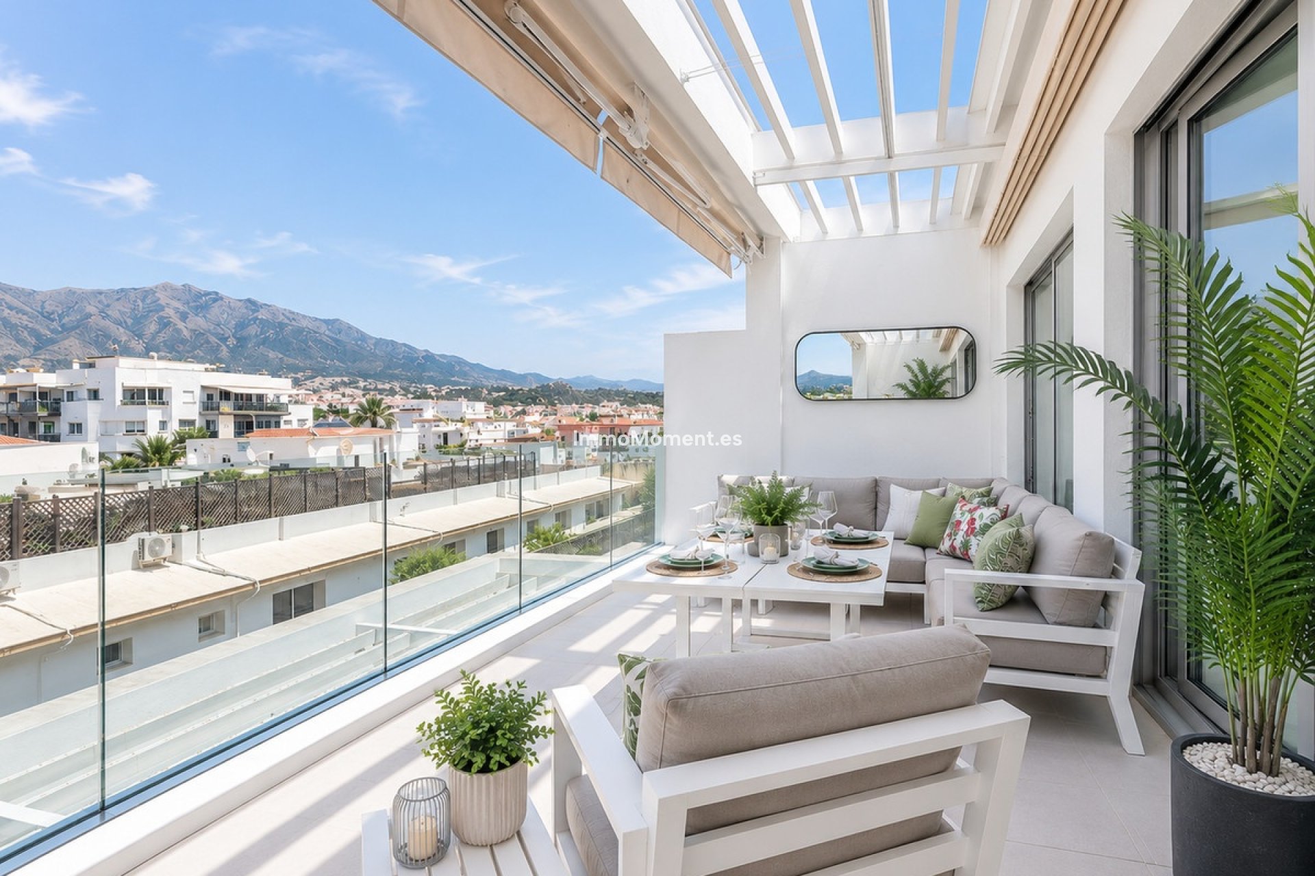 Resale - Apartment - Estepona - Estepona Centro