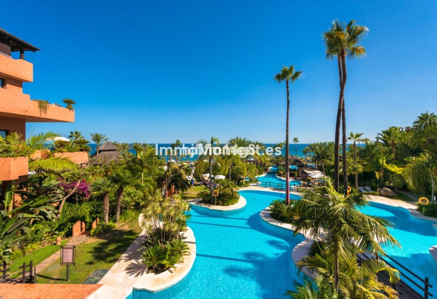 Resale - Apartment - Estepona - Estepona Centro