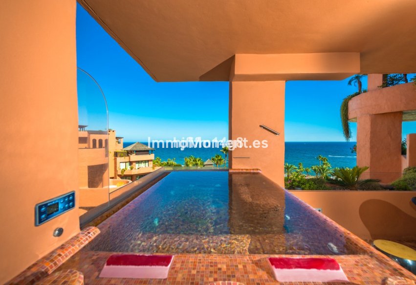 Resale - Apartment - Estepona - Estepona Centro