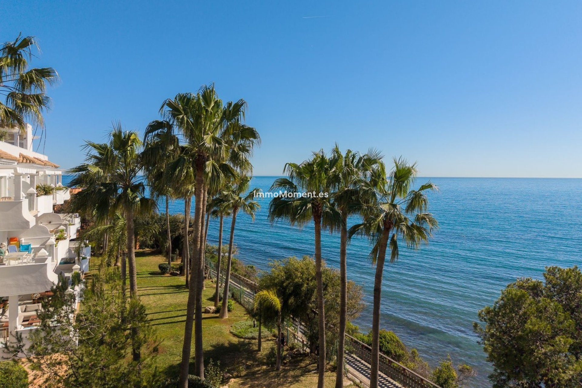 Resale - Apartment - Estepona - Estepona Centro