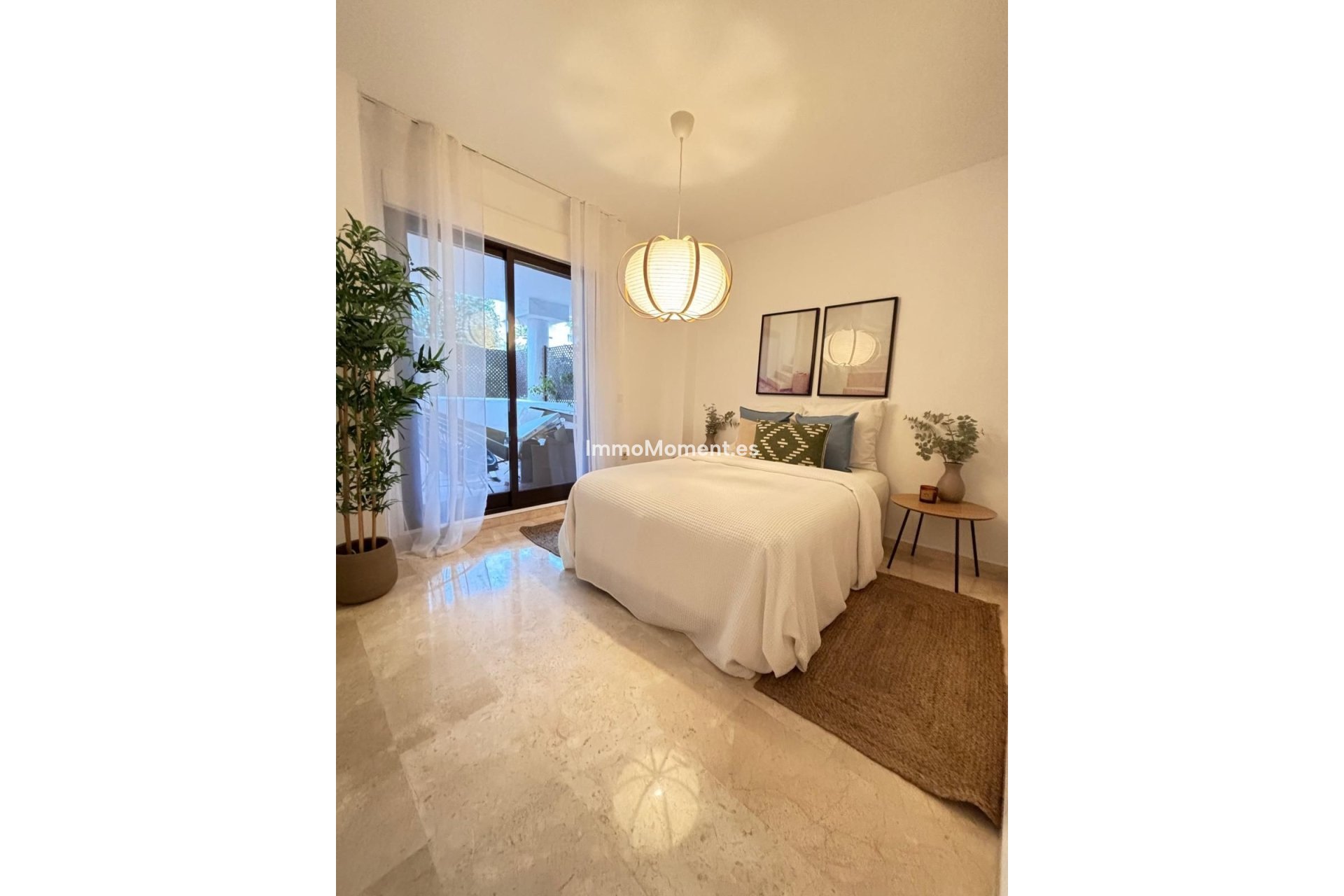 Resale - Apartment - Estepona - Estepona Centro