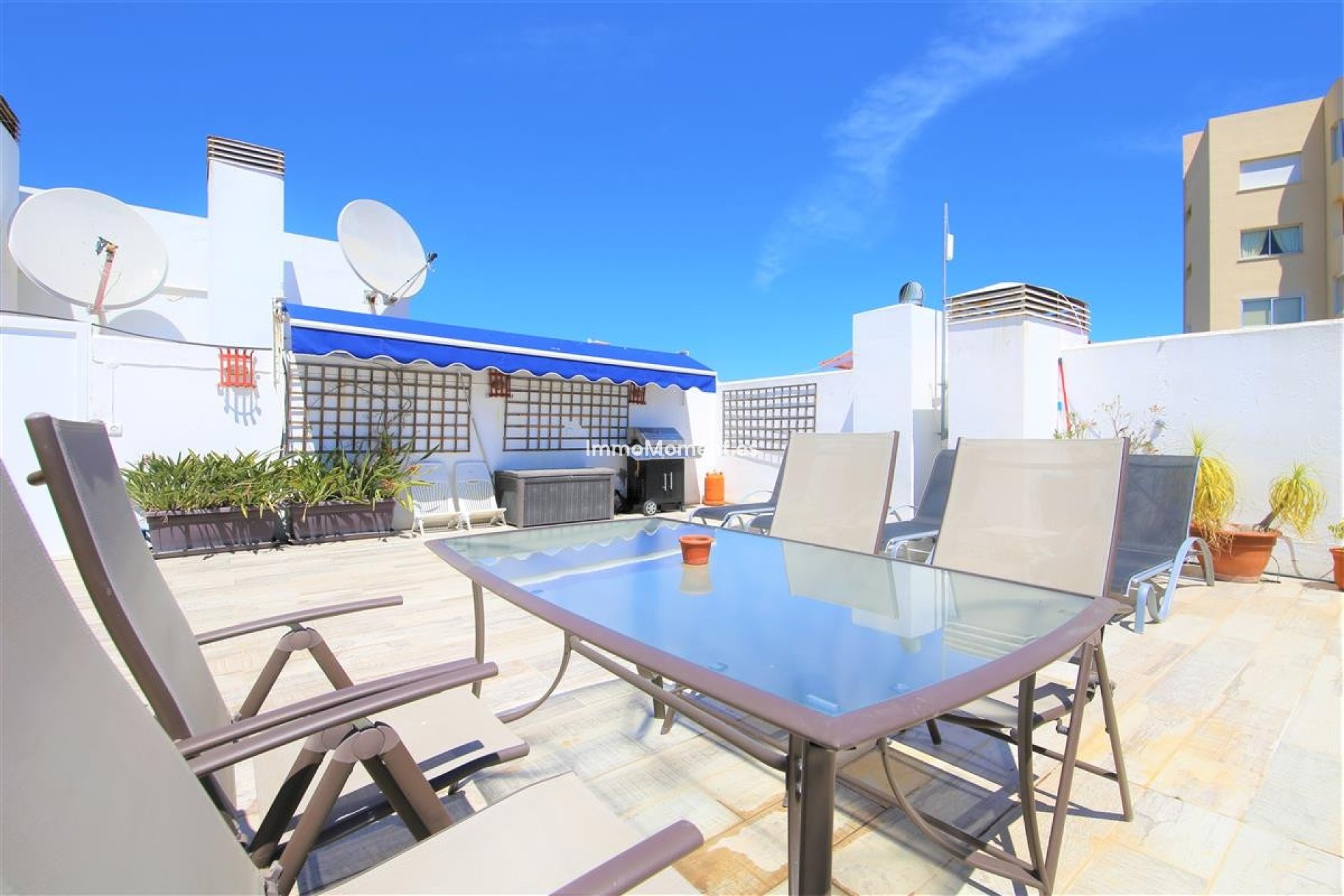 Resale - Apartment - Estepona - Estepona Centro