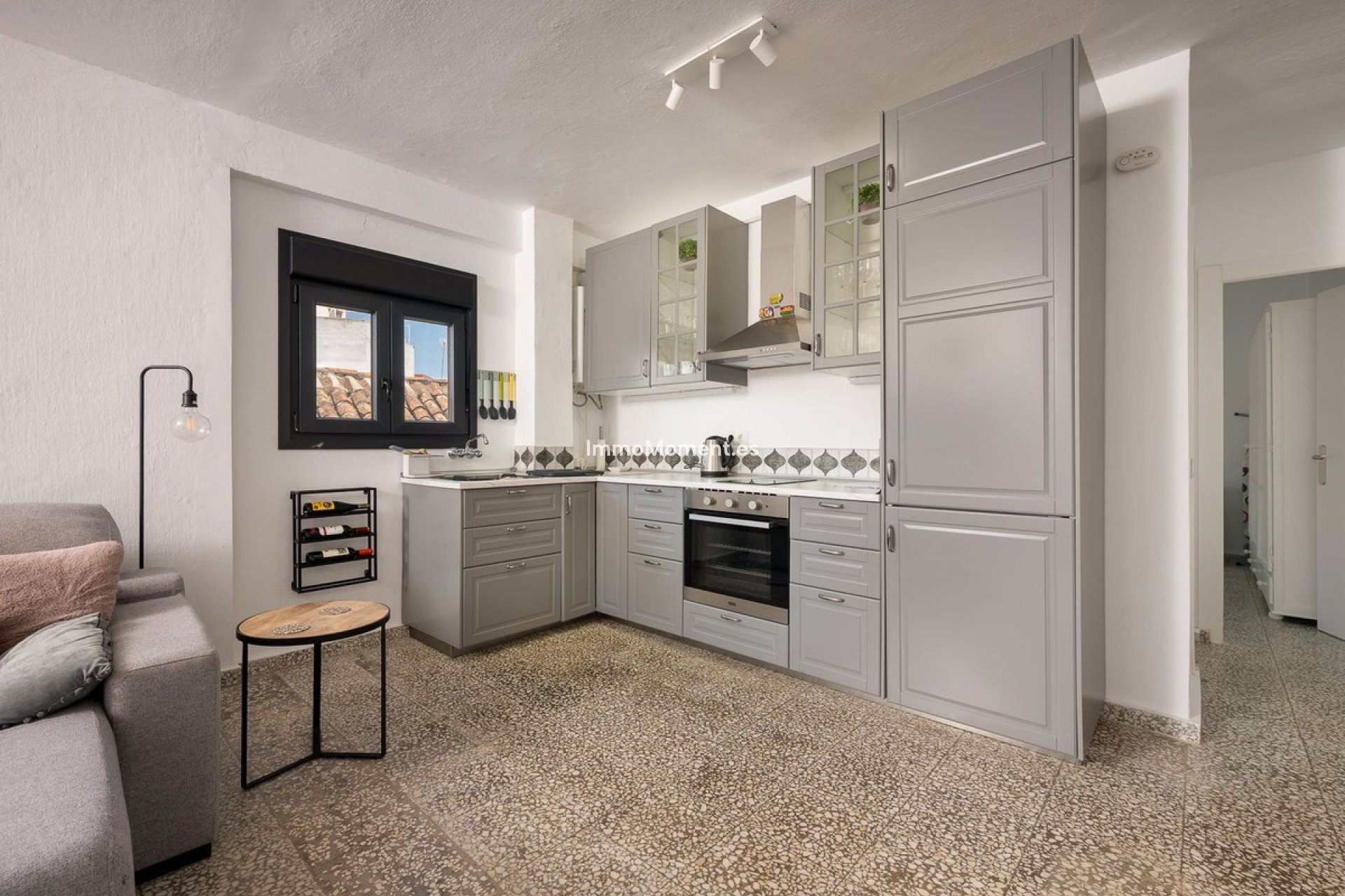Resale - Apartment - Estepona - Estepona Centro