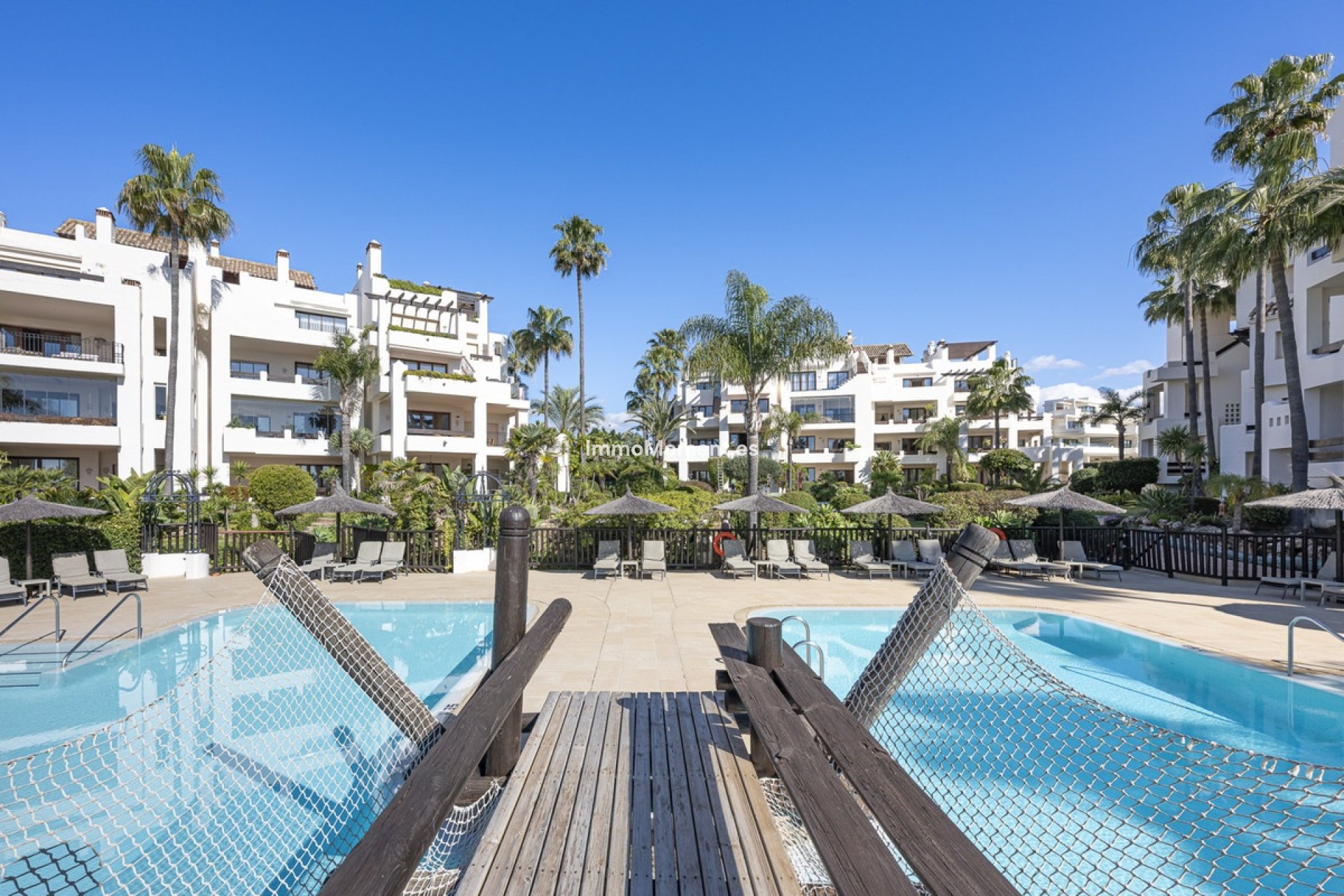 Resale - Apartment - Estepona - Estepona Centro