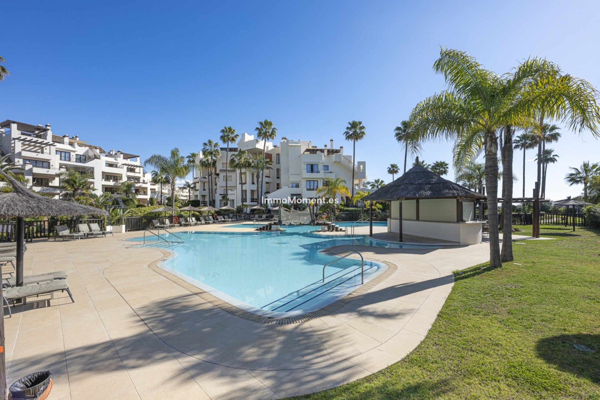 Resale - Apartment - Estepona - Estepona Centro