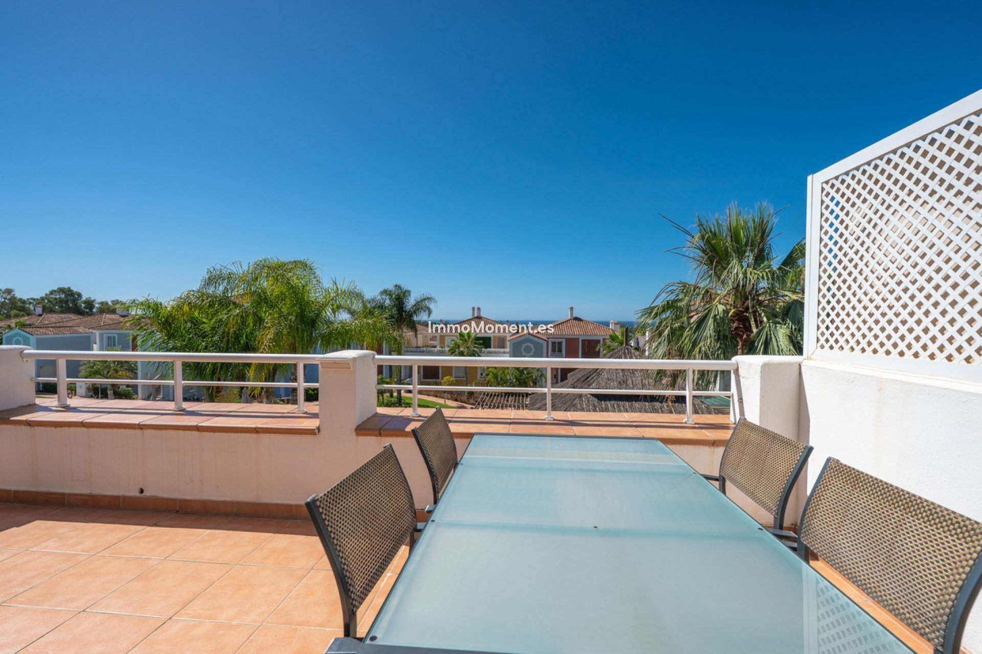 Resale - Apartment - Estepona - Estepona Centro