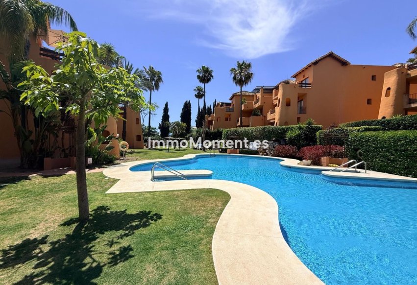 Resale - Apartment - Estepona - Estepona Centro
