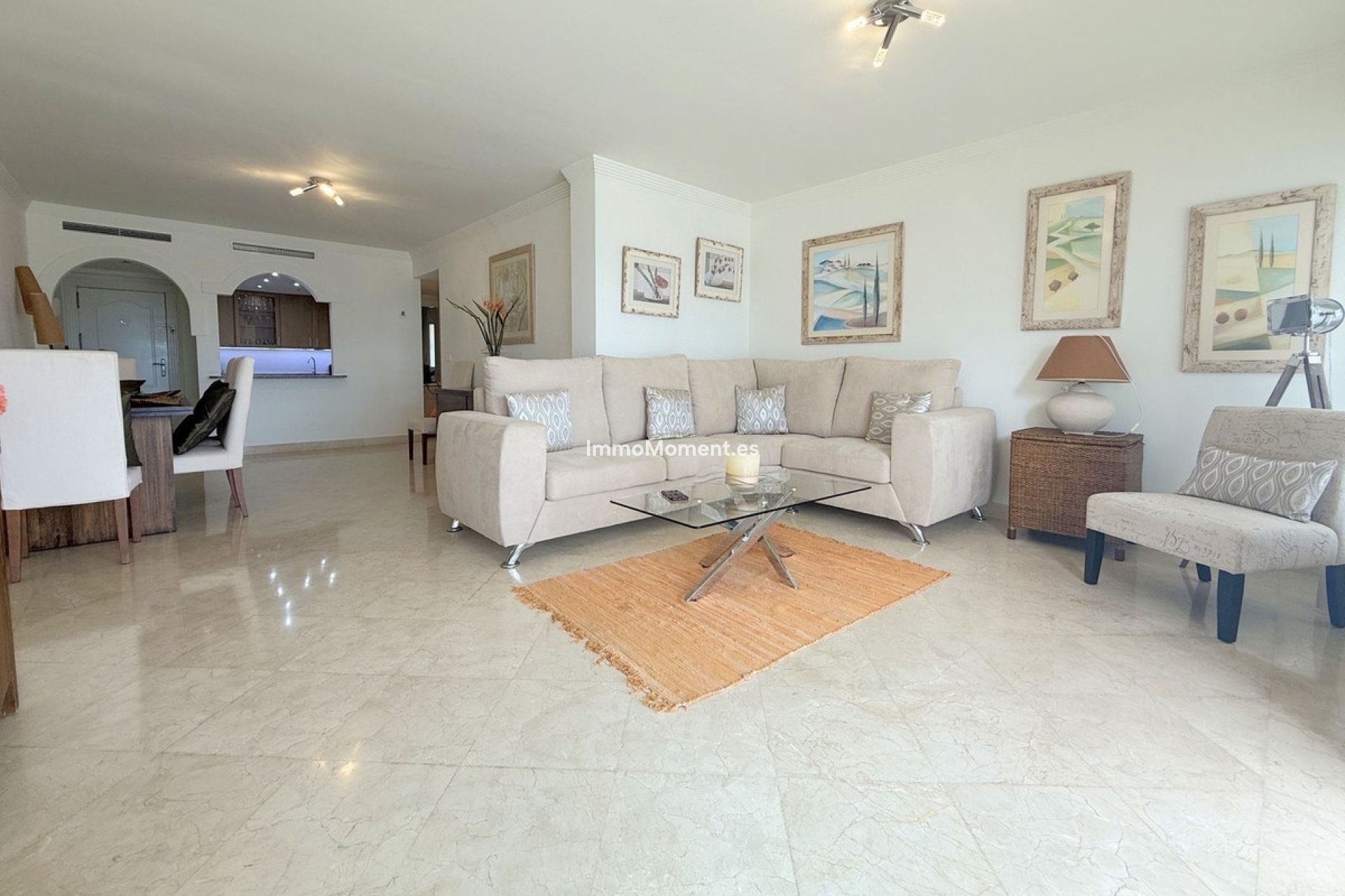 Resale - Apartment - Estepona - Estepona Centro