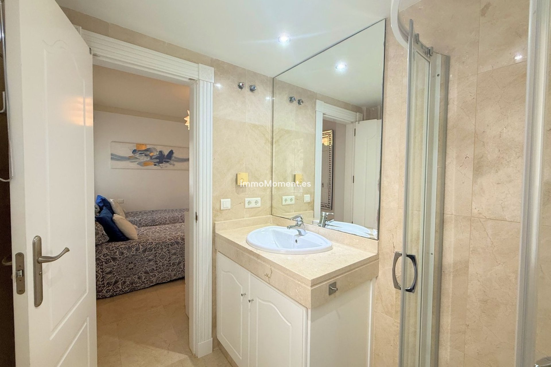 Resale - Apartment - Estepona - Estepona Centro