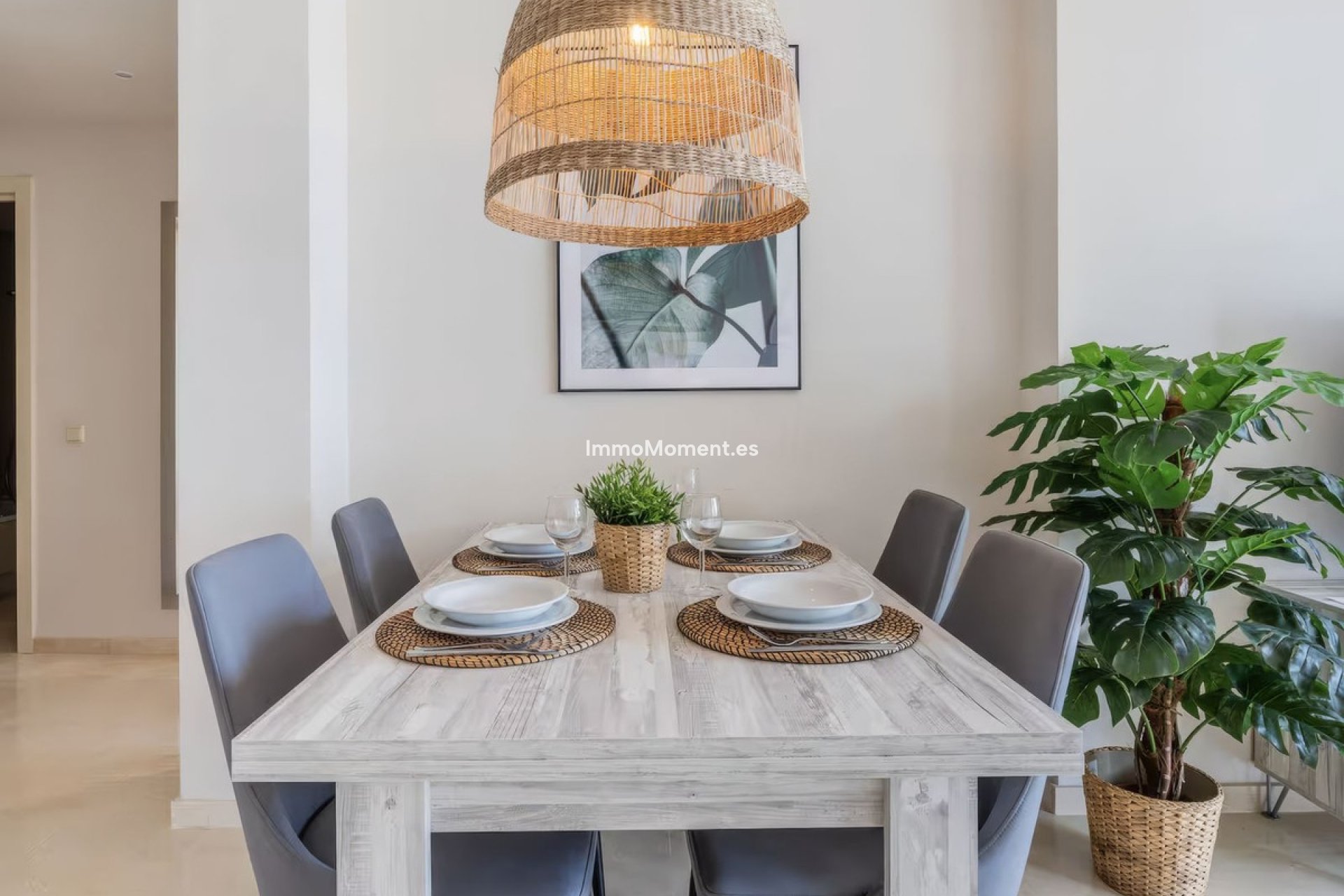 Resale - Apartment - Estepona - Estepona Centro