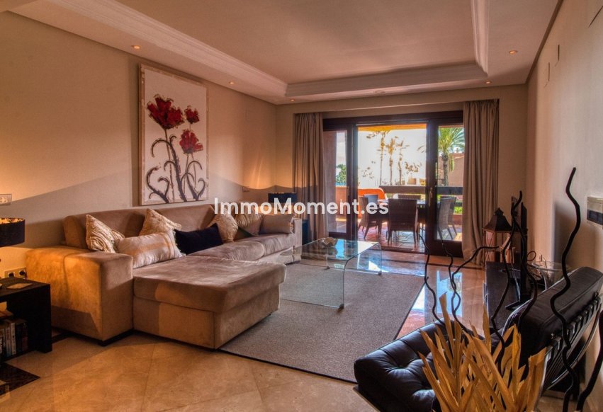 Resale - Apartment - Estepona - Estepona Centro
