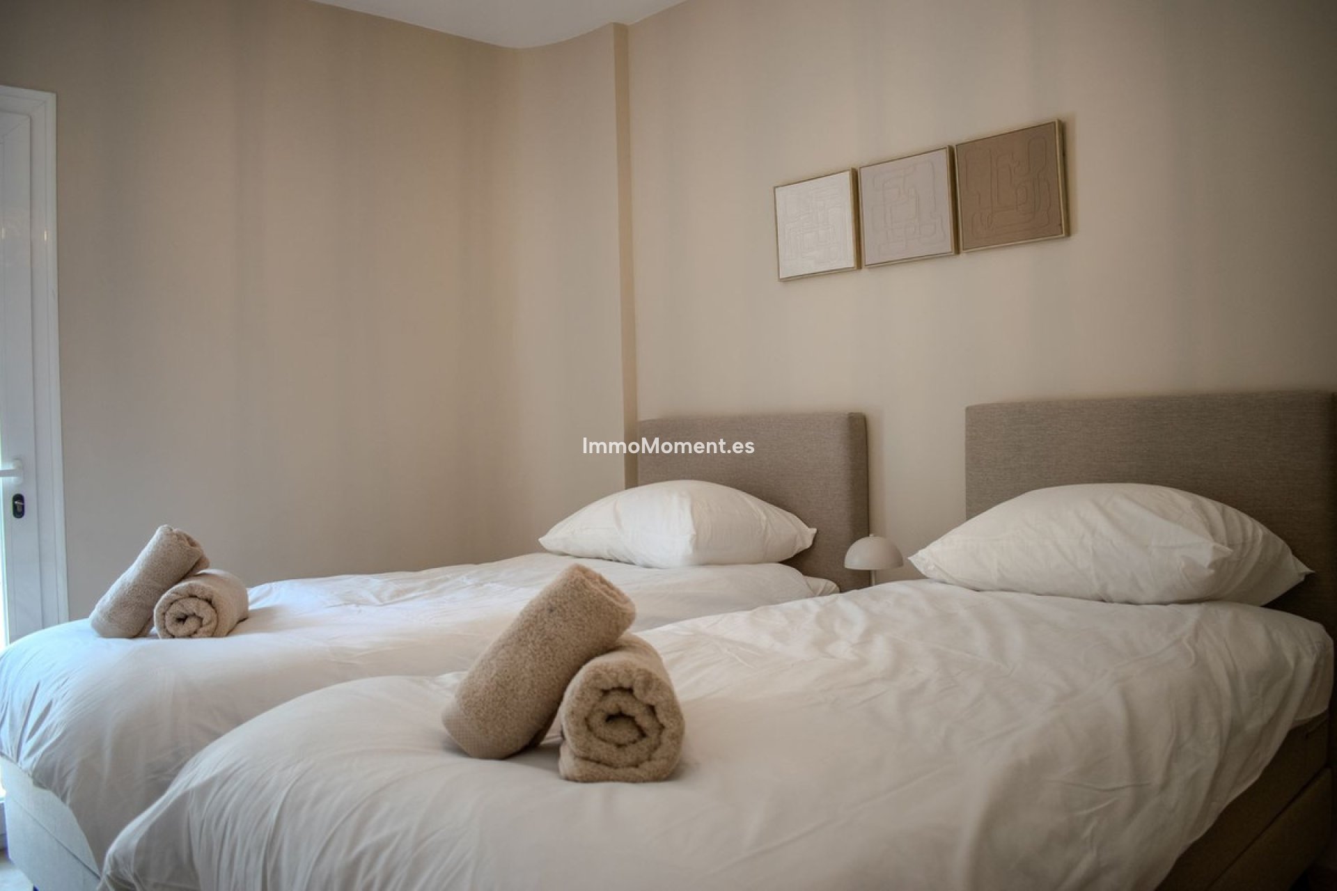 Resale - Apartment - Estepona - Estepona Centro