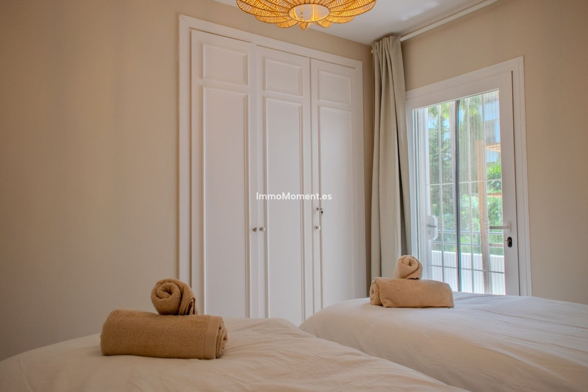 Resale - Apartment - Estepona - Estepona Centro
