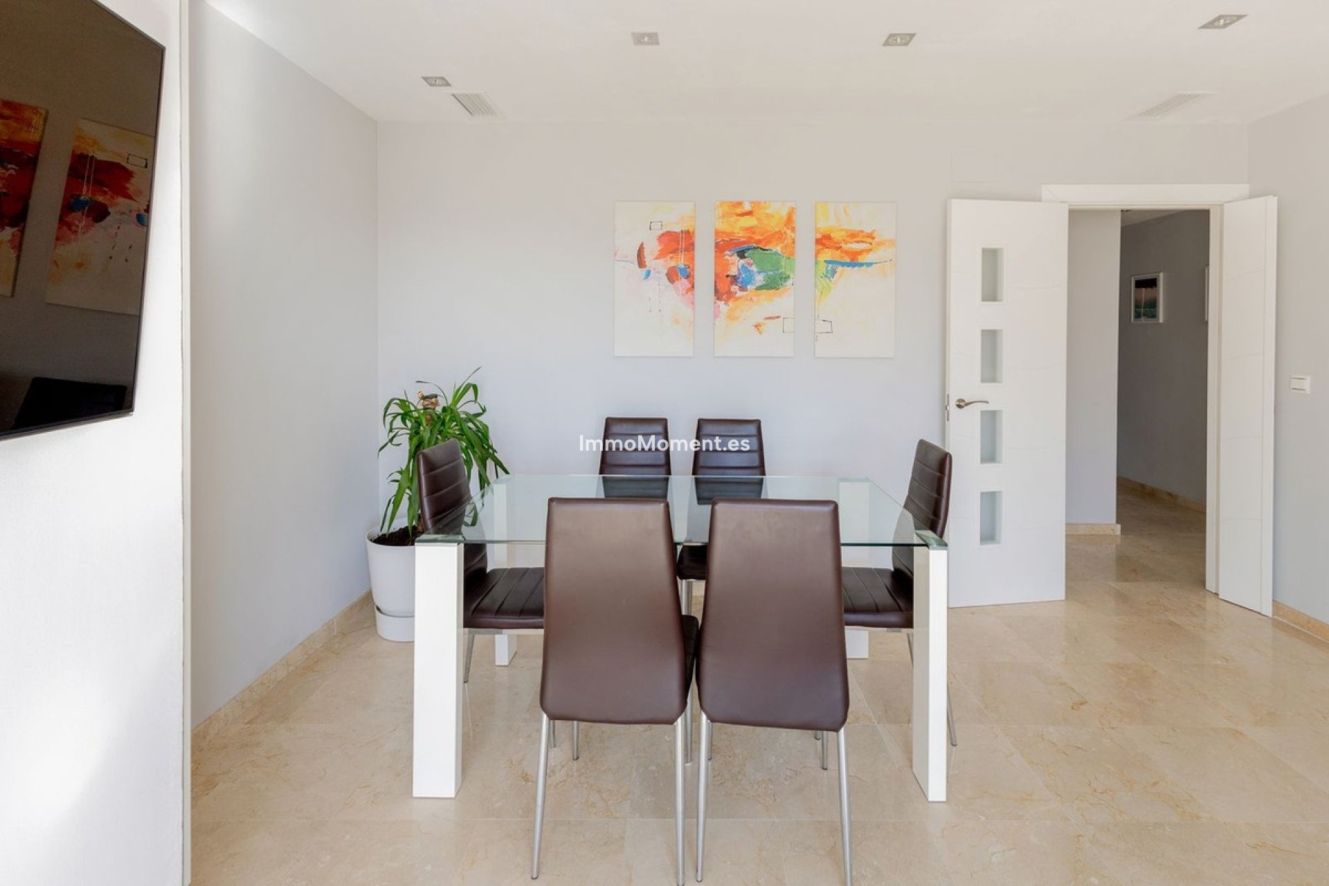 Resale - Apartment - Estepona - Estepona Centro