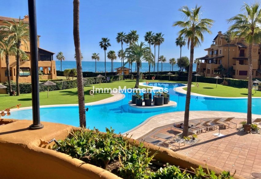 Resale - Apartment - Estepona - Estepona Centro