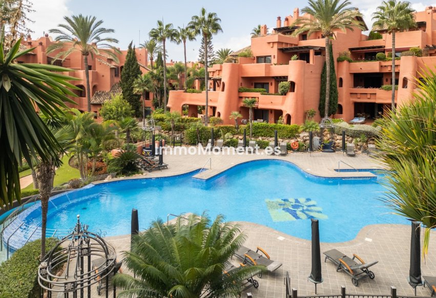 Resale - Apartment - Estepona - Estepona Centro