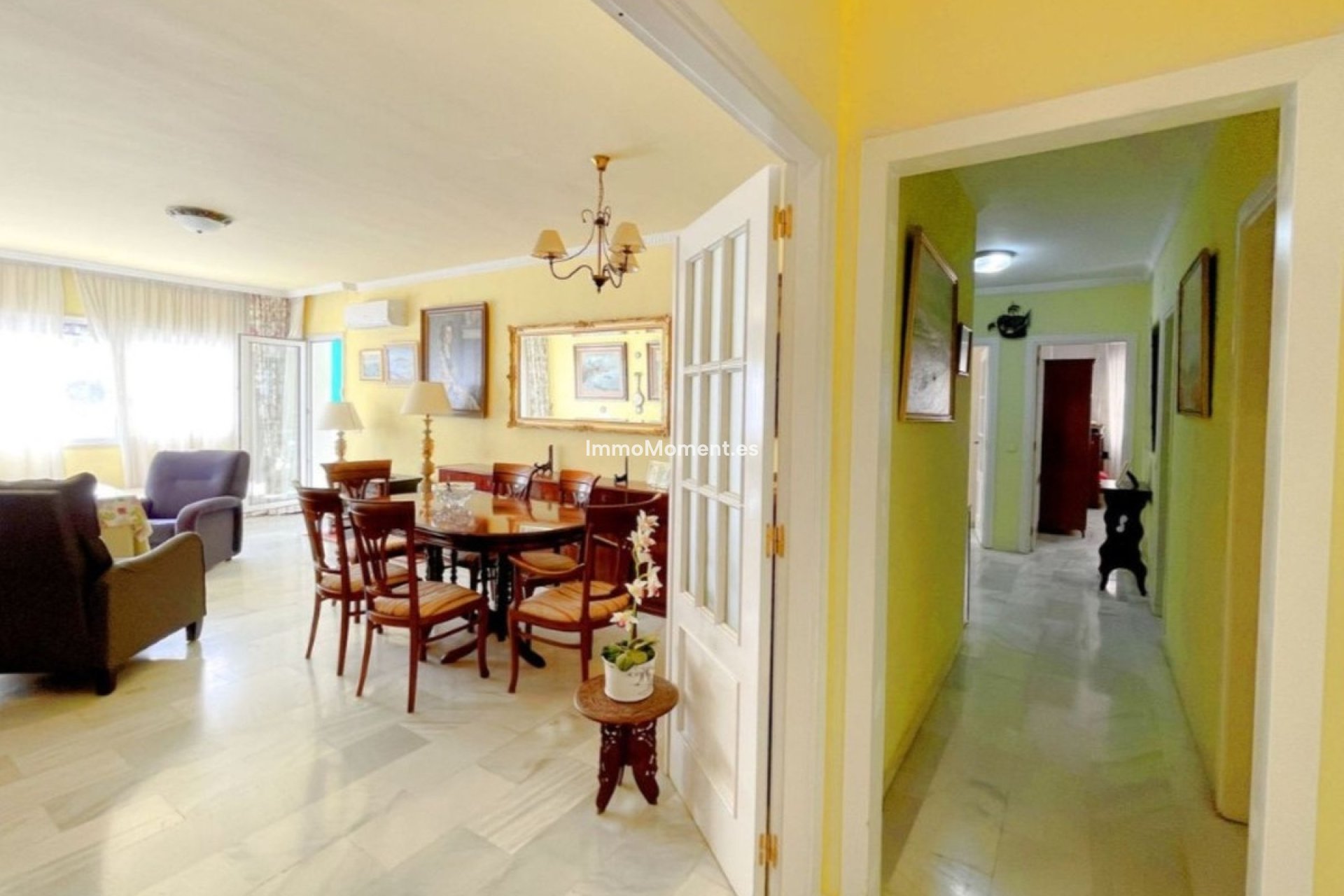 Resale - Apartment - Estepona - Estepona Centro