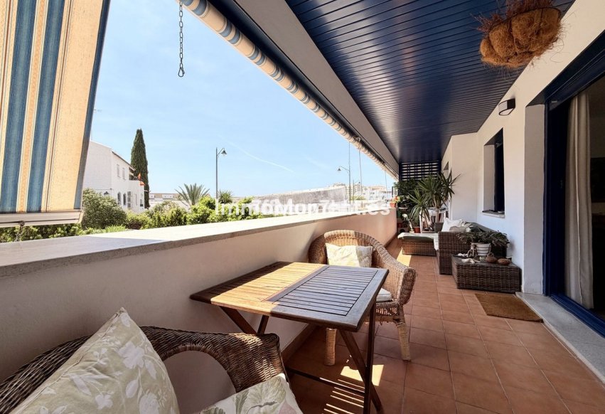 Resale - Apartment - Estepona - Estepona Centro