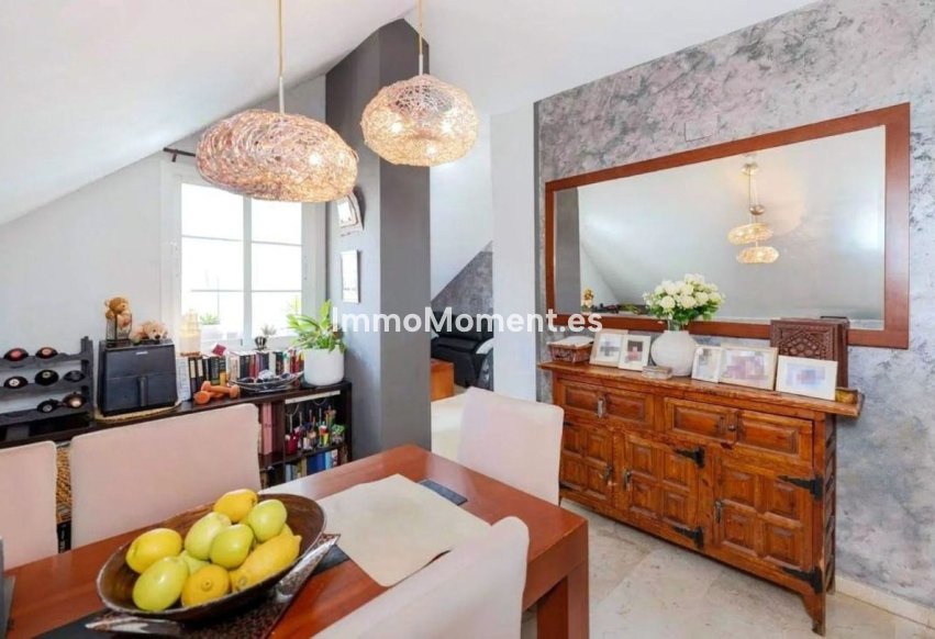 Resale - Apartment - Estepona - Estepona Centro