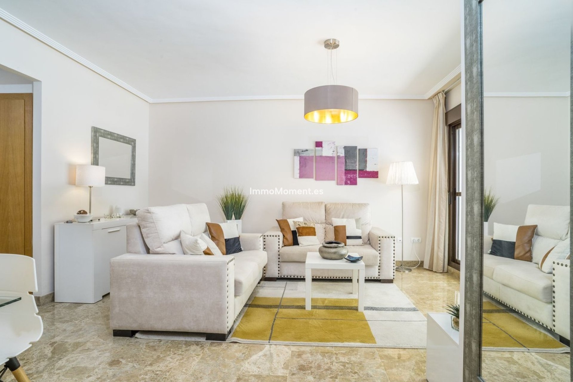 Resale - Apartment - Estepona - Estepona Centro