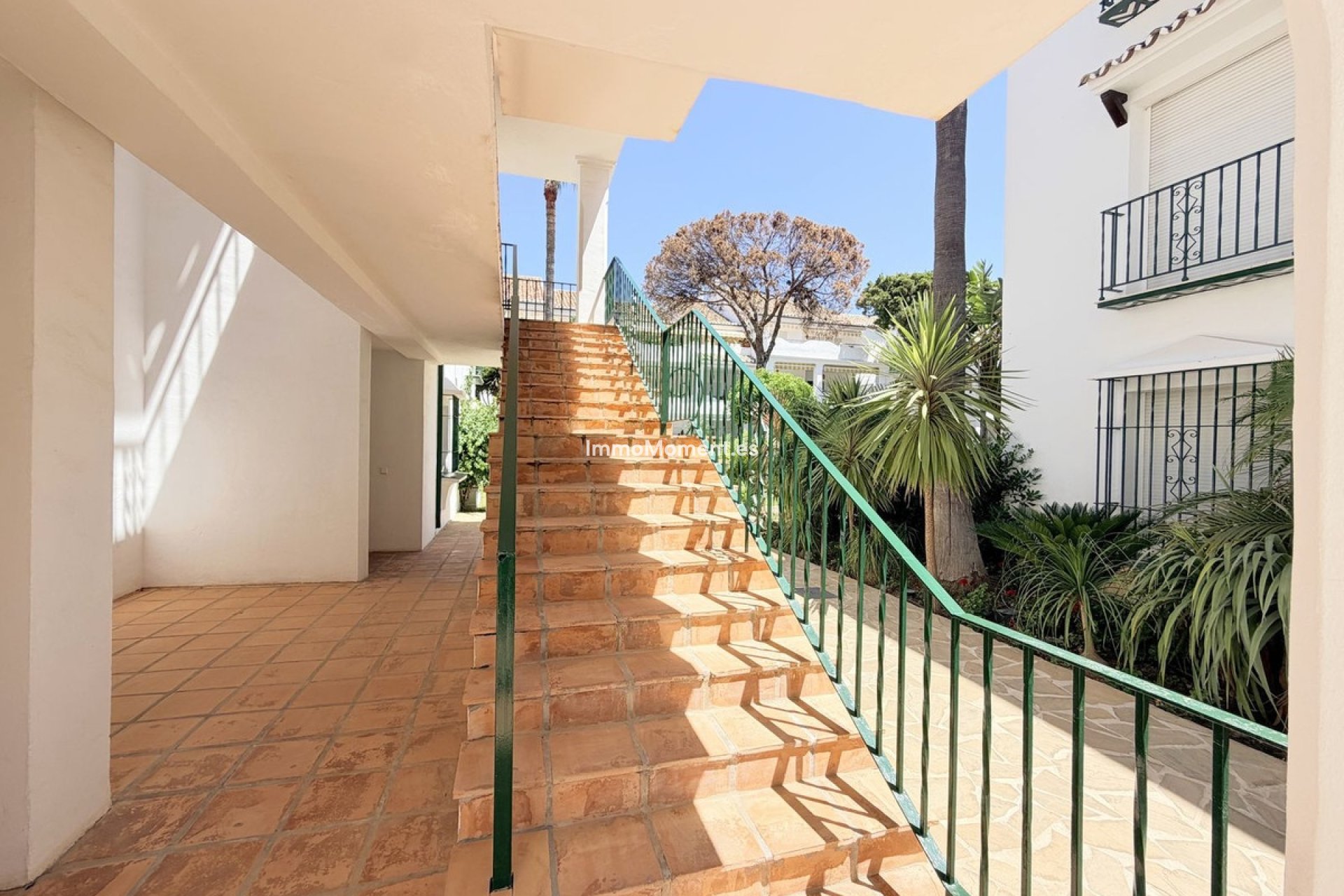 Resale - Apartment - Estepona - Estepona Centro