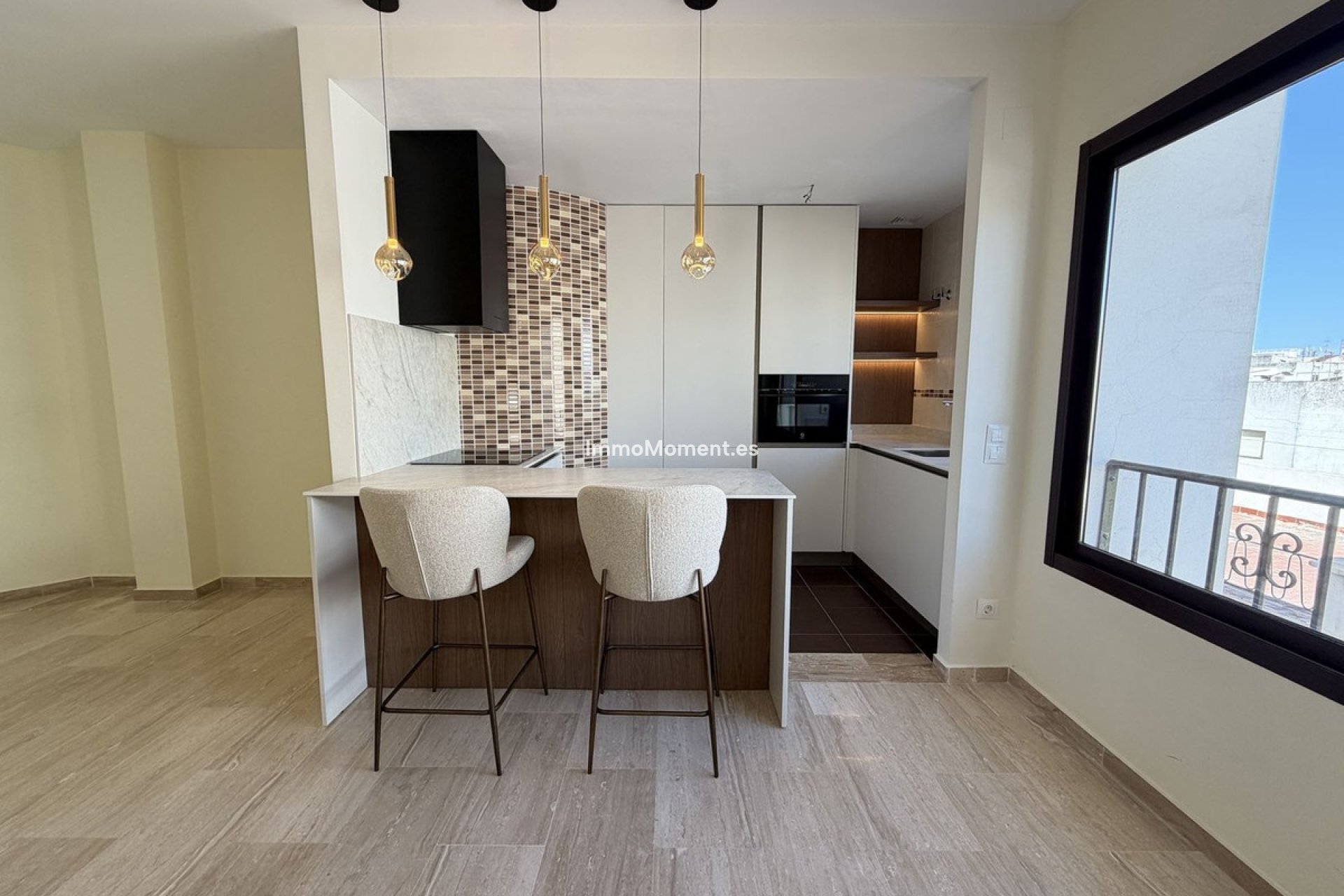 Resale - Apartment - Estepona - Estepona Centro