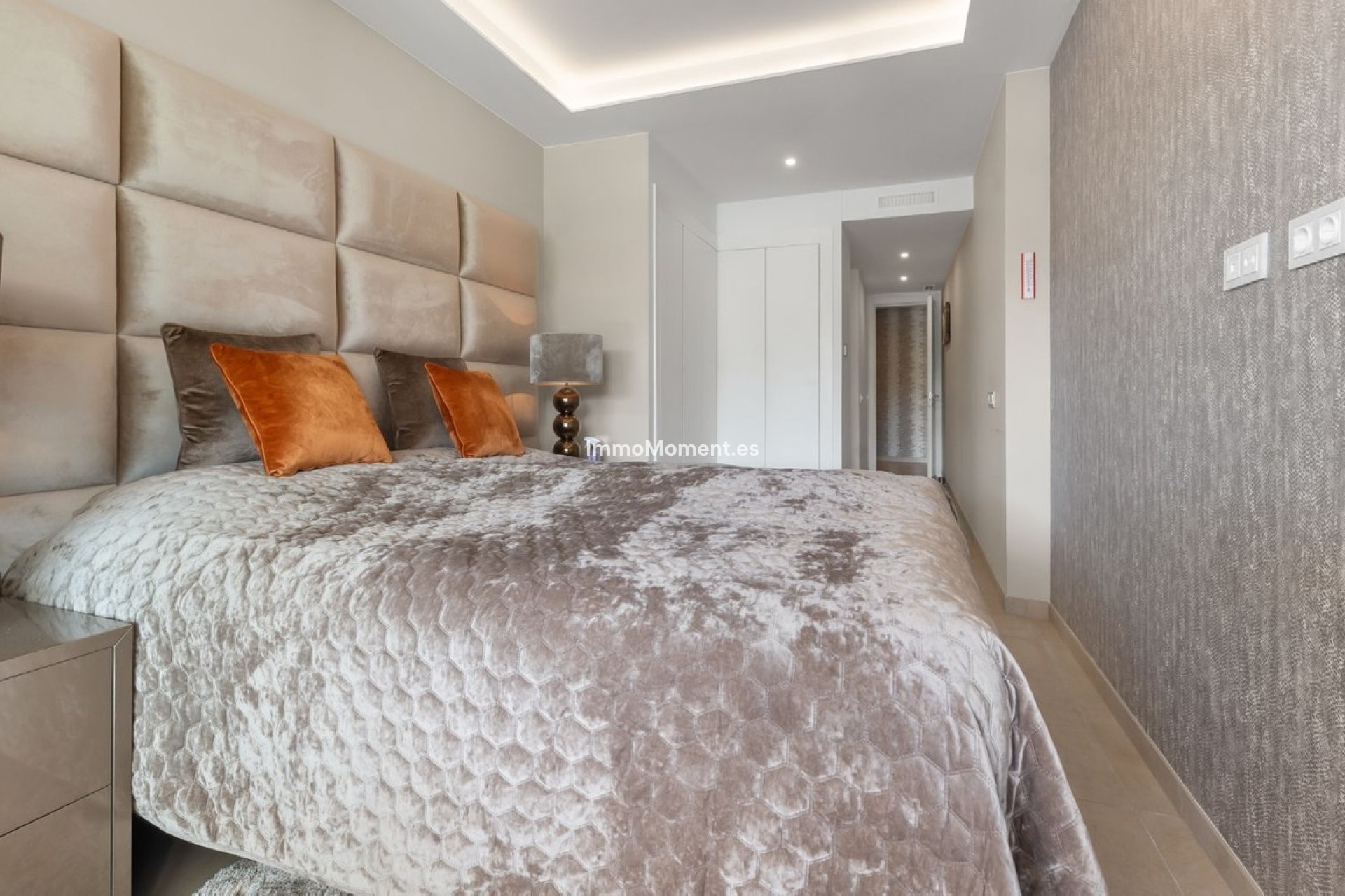 Resale - Apartment - Estepona - Estepona Centro