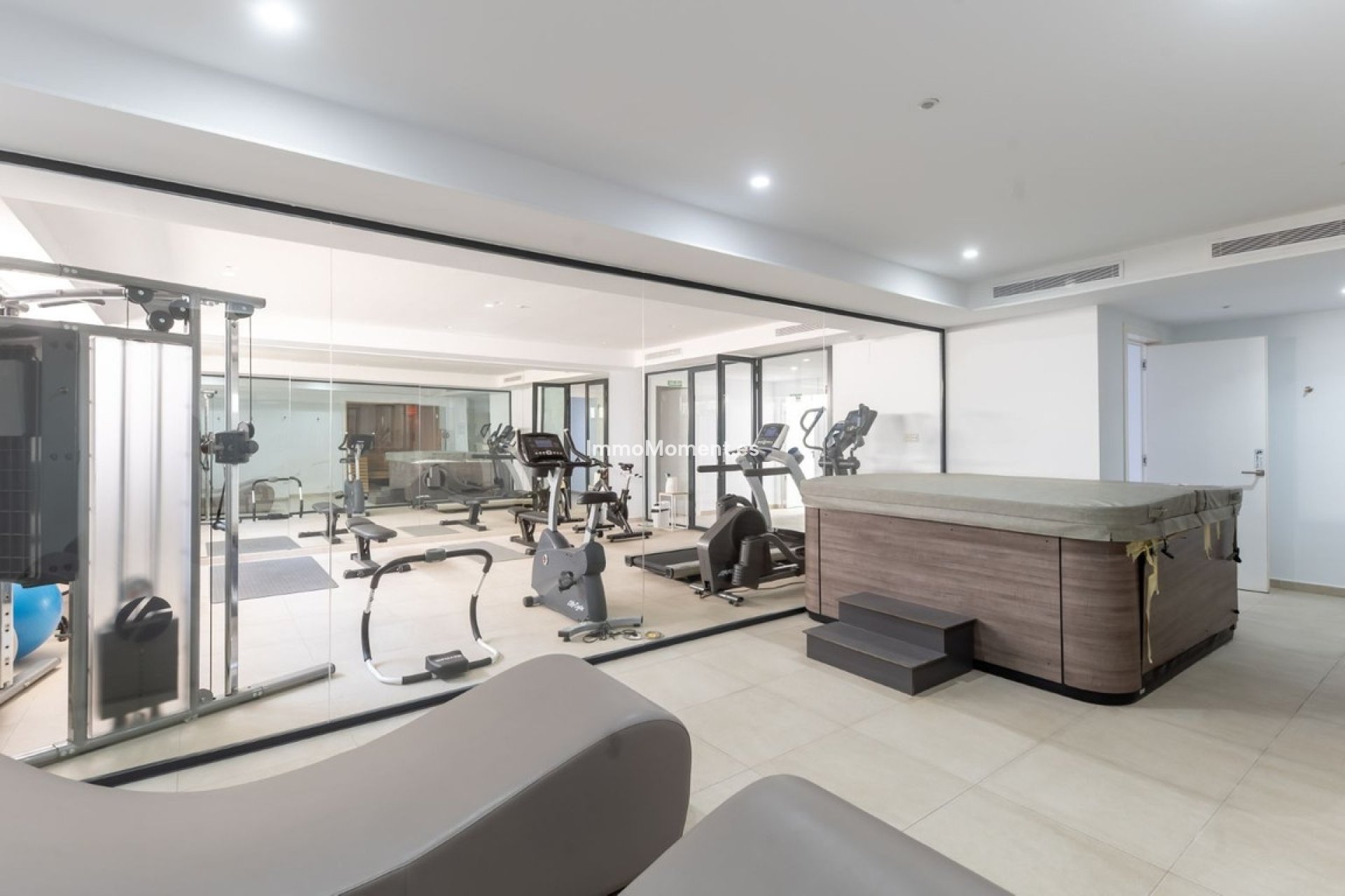 Resale - Apartment - Estepona - Estepona Centro