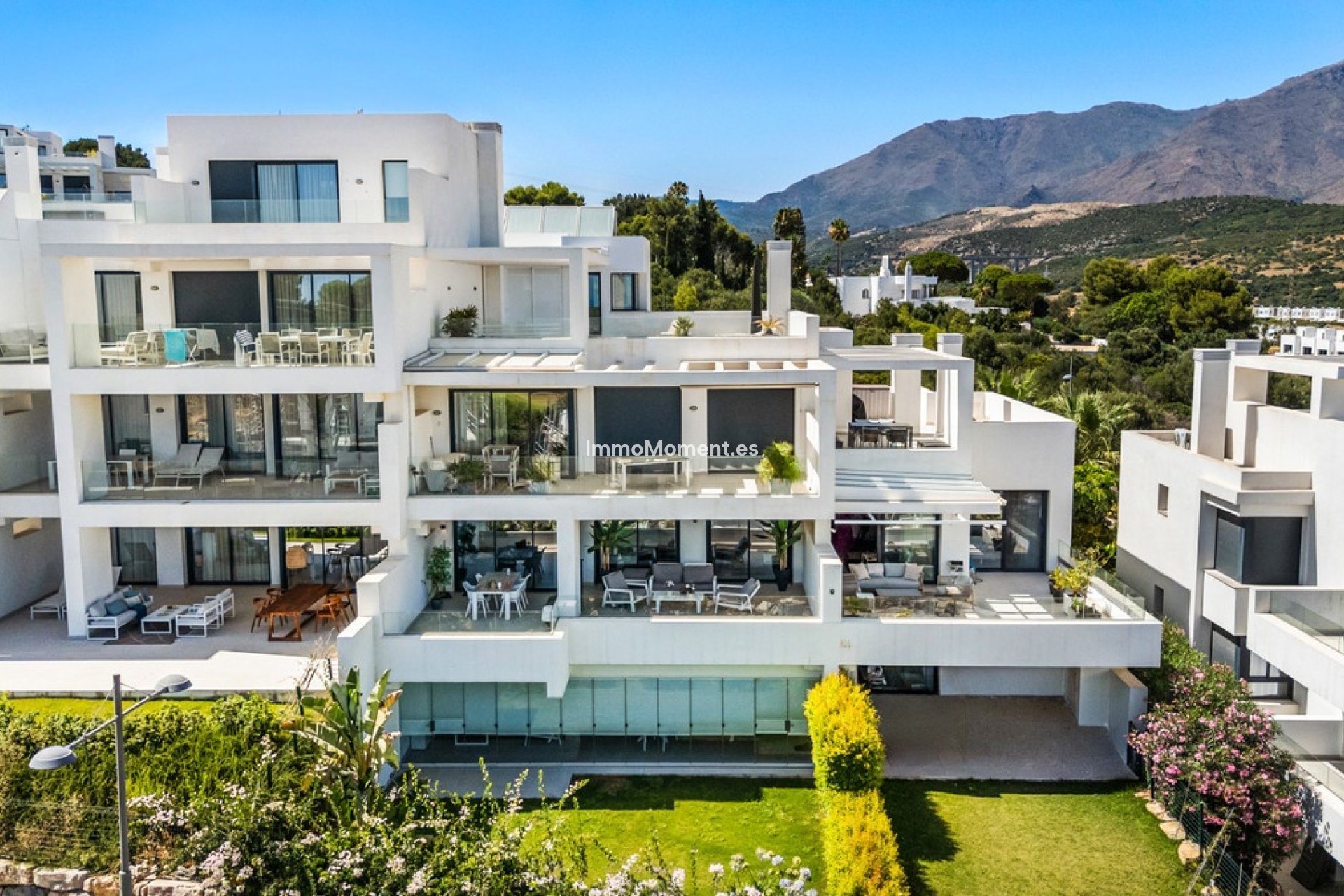 Resale - Apartment - Estepona - Estepona Centro