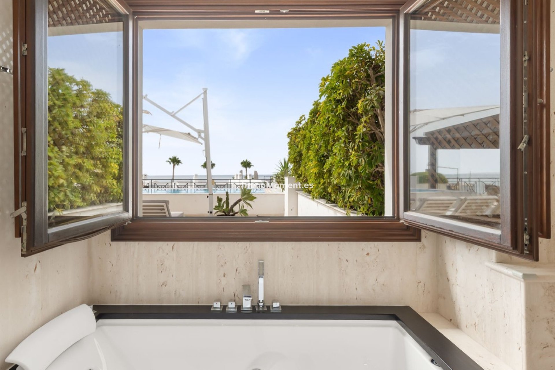 Resale - Apartment - Estepona - Estepona Centro