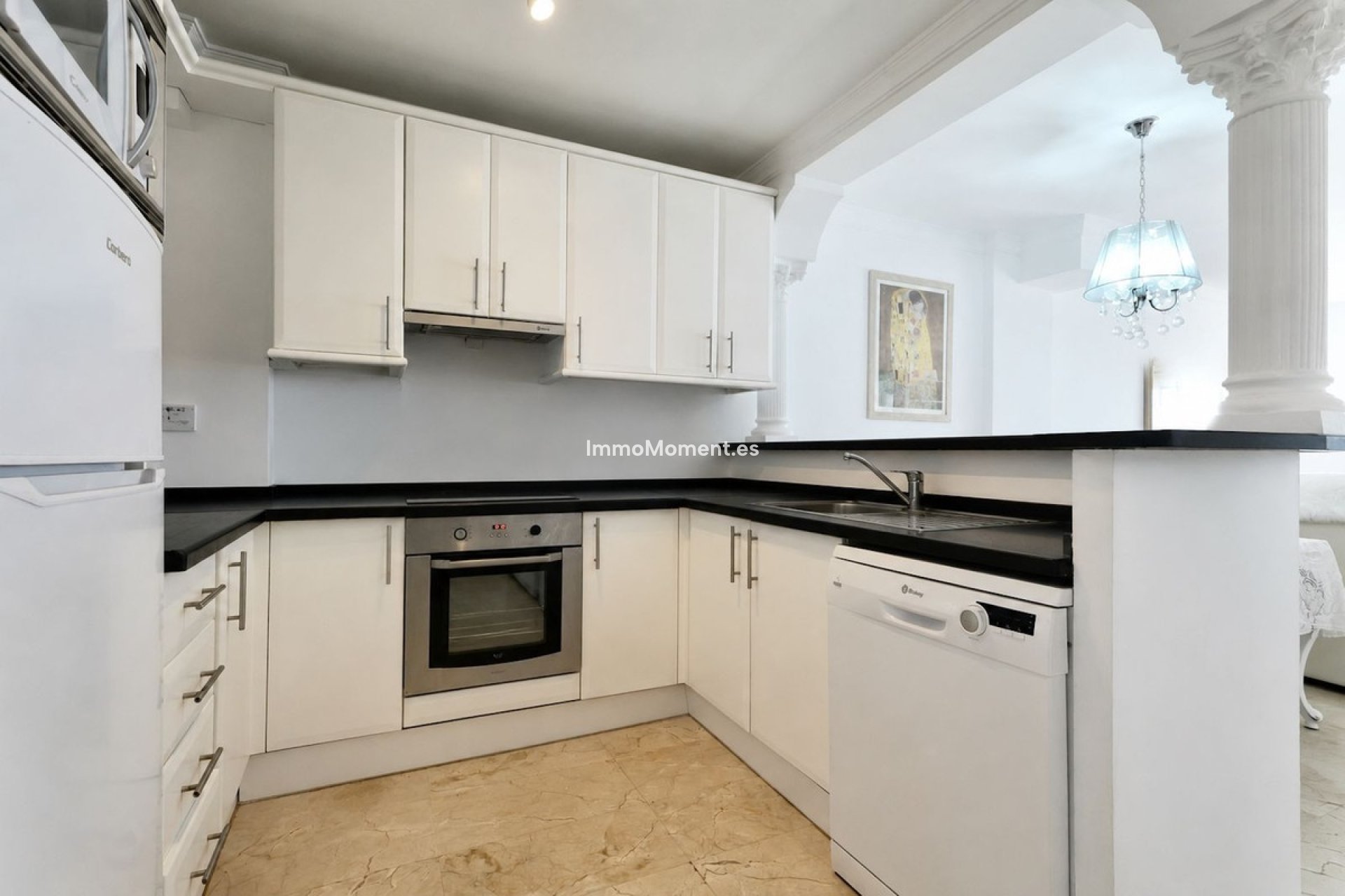 Resale - Apartment - Estepona - Estepona Centro