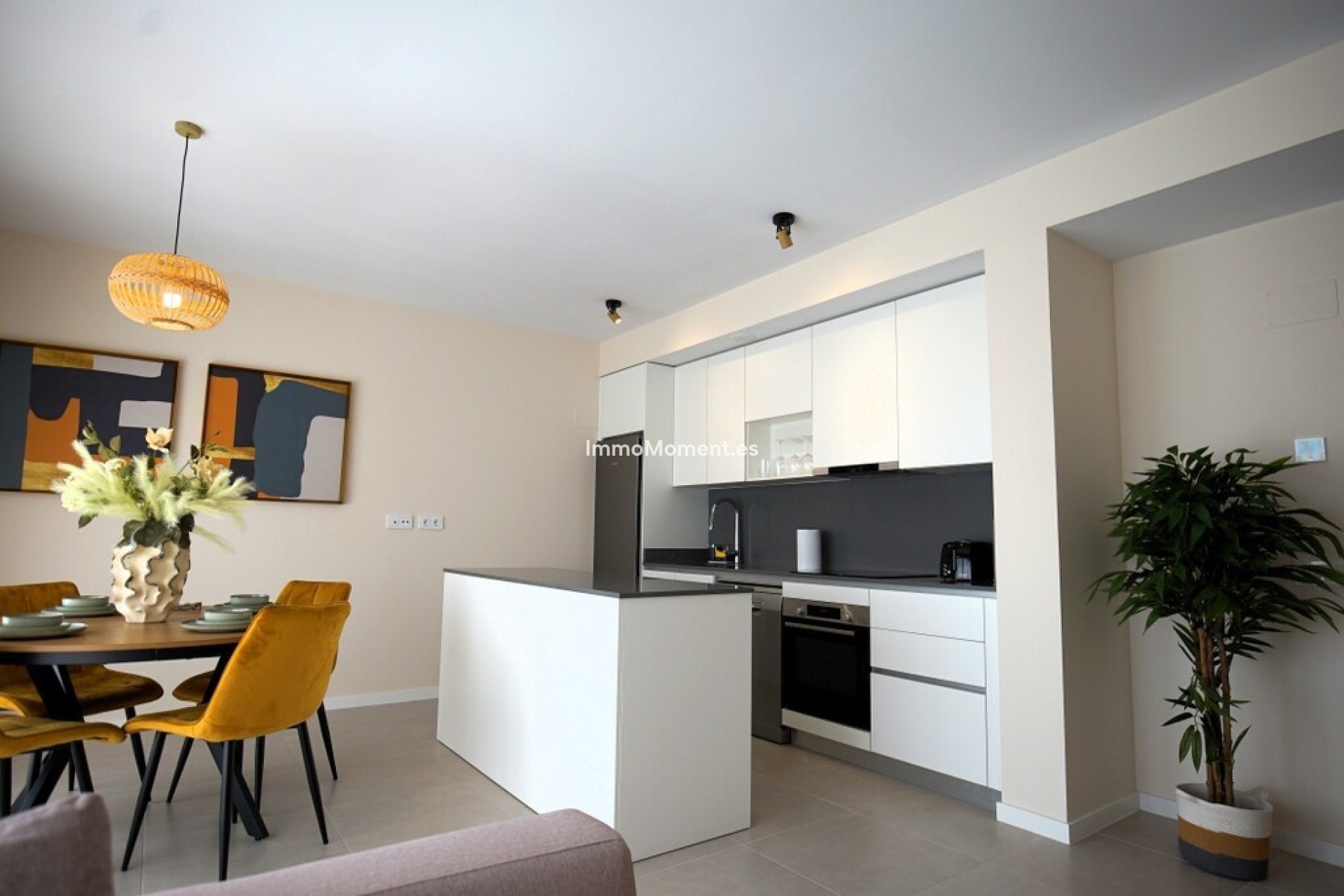 Resale - Apartment - Estepona - Estepona Centro