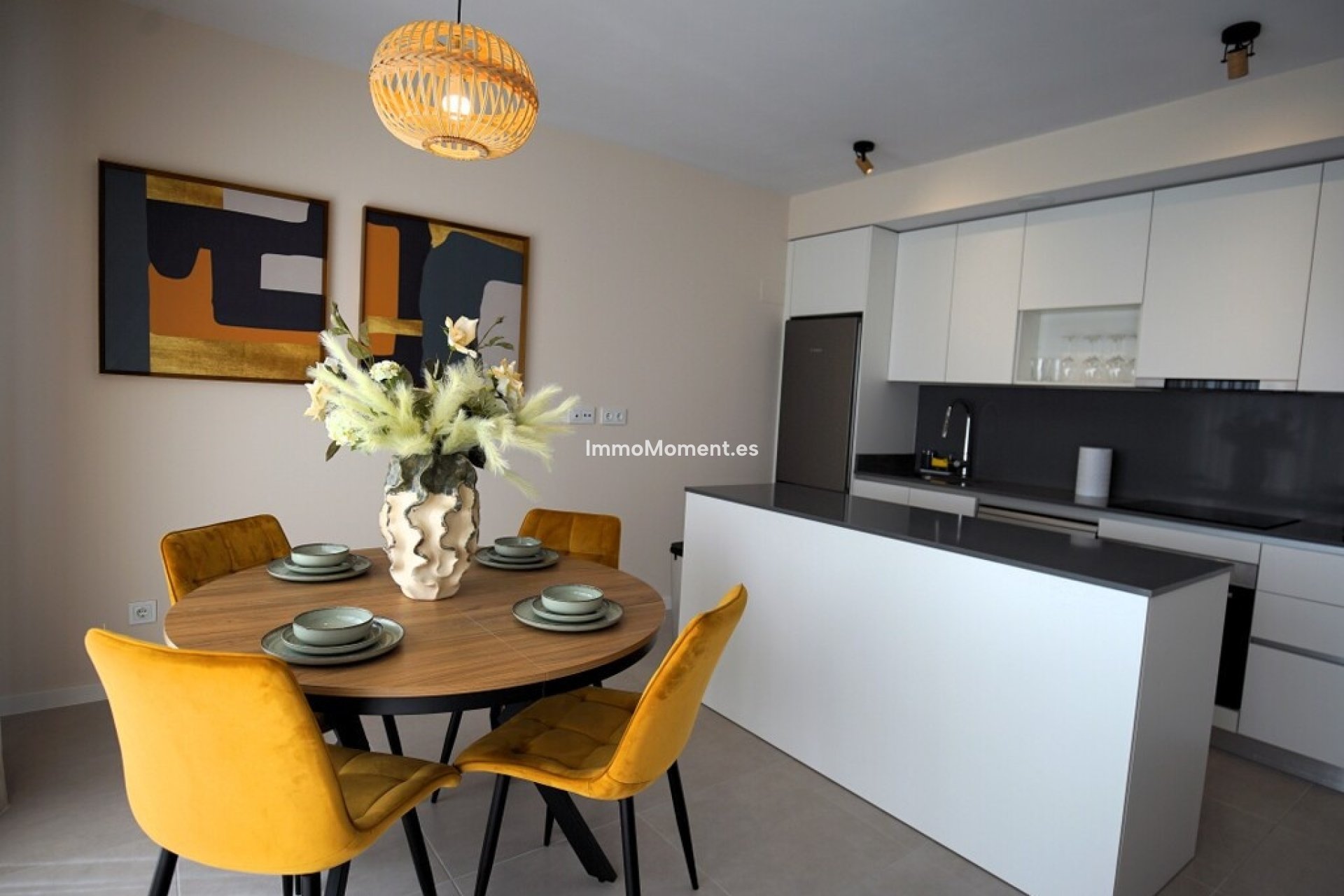 Resale - Apartment - Estepona - Estepona Centro
