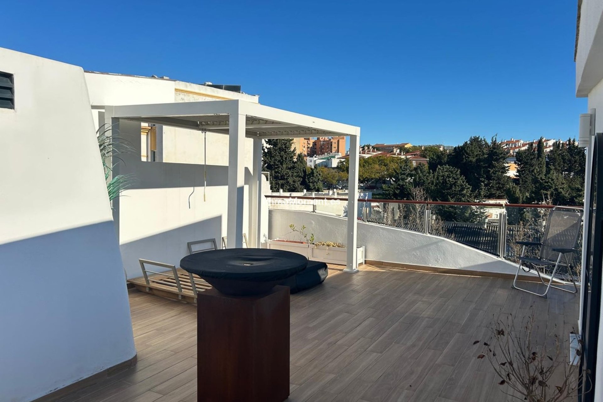Resale - Apartment - Estepona - Estepona Centro