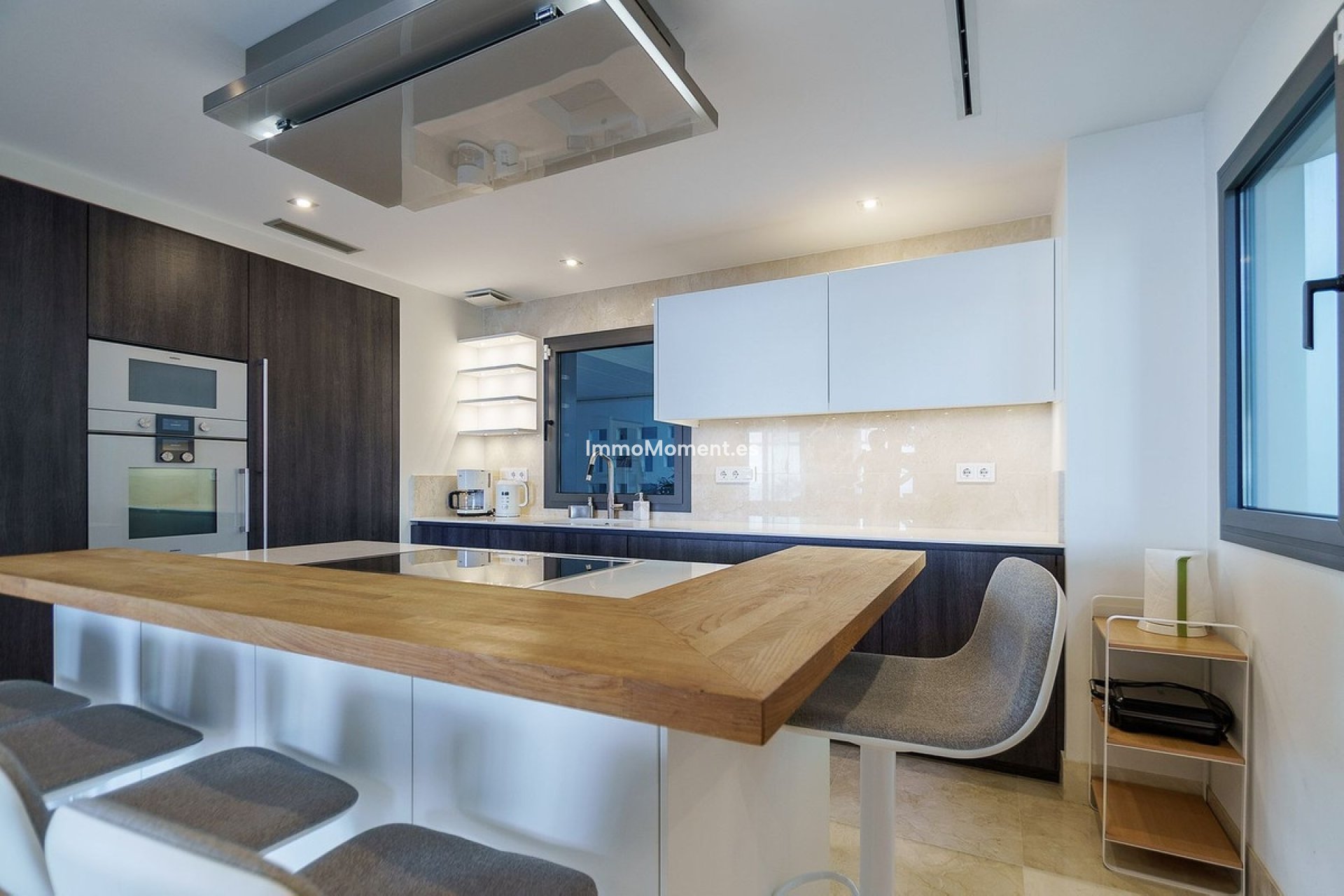 Resale - Apartment - Estepona - Estepona Centro