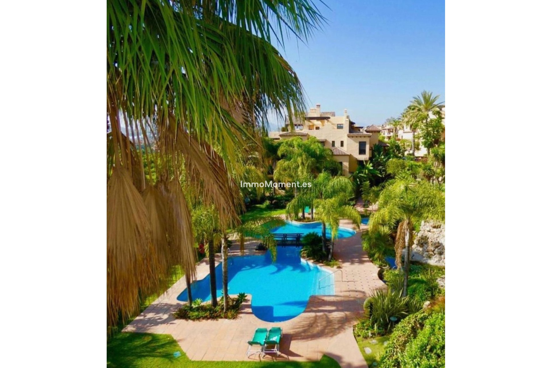 Resale - Apartment - Estepona - Estepona Centro