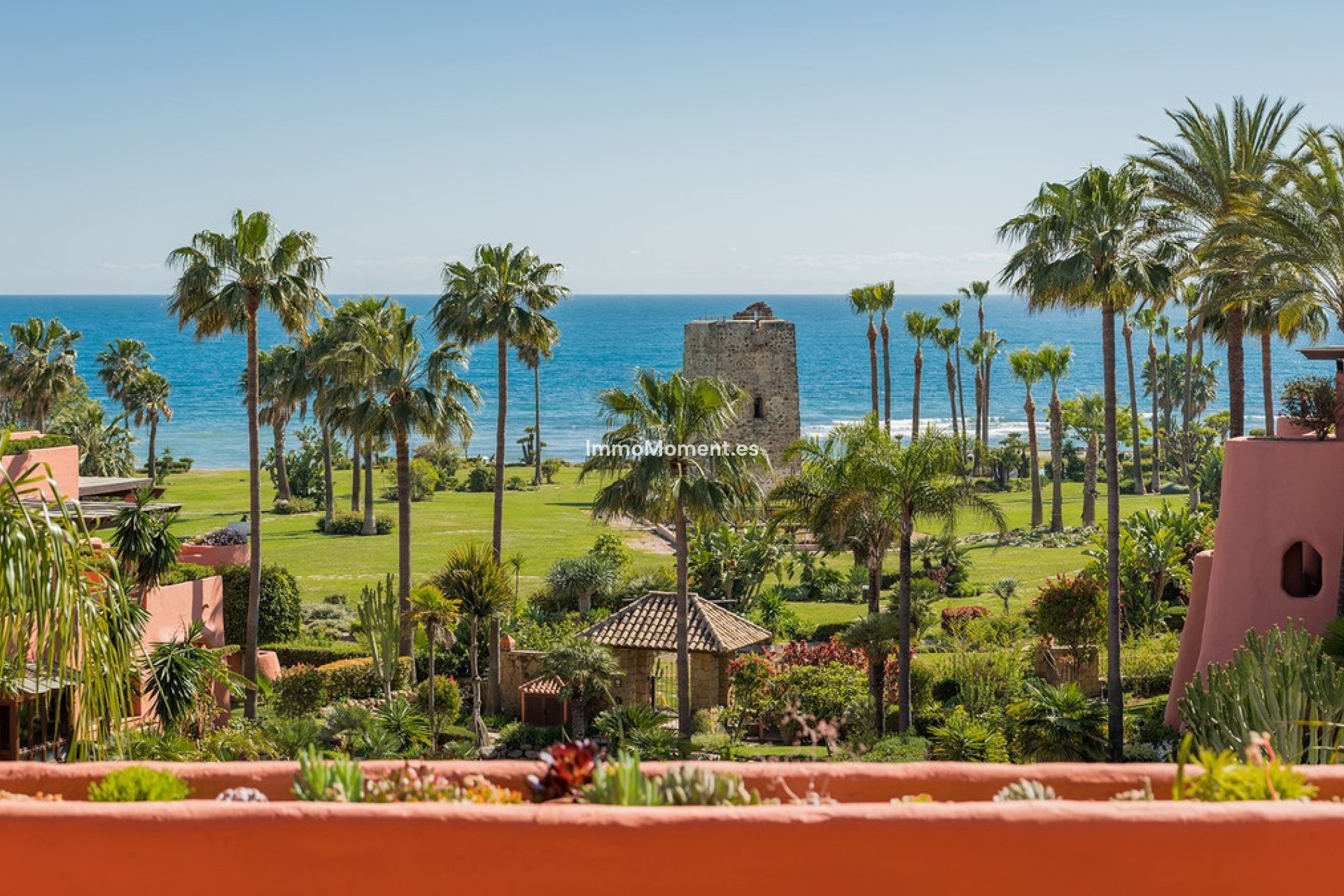 Resale - Apartment - Estepona - Estepona Centro
