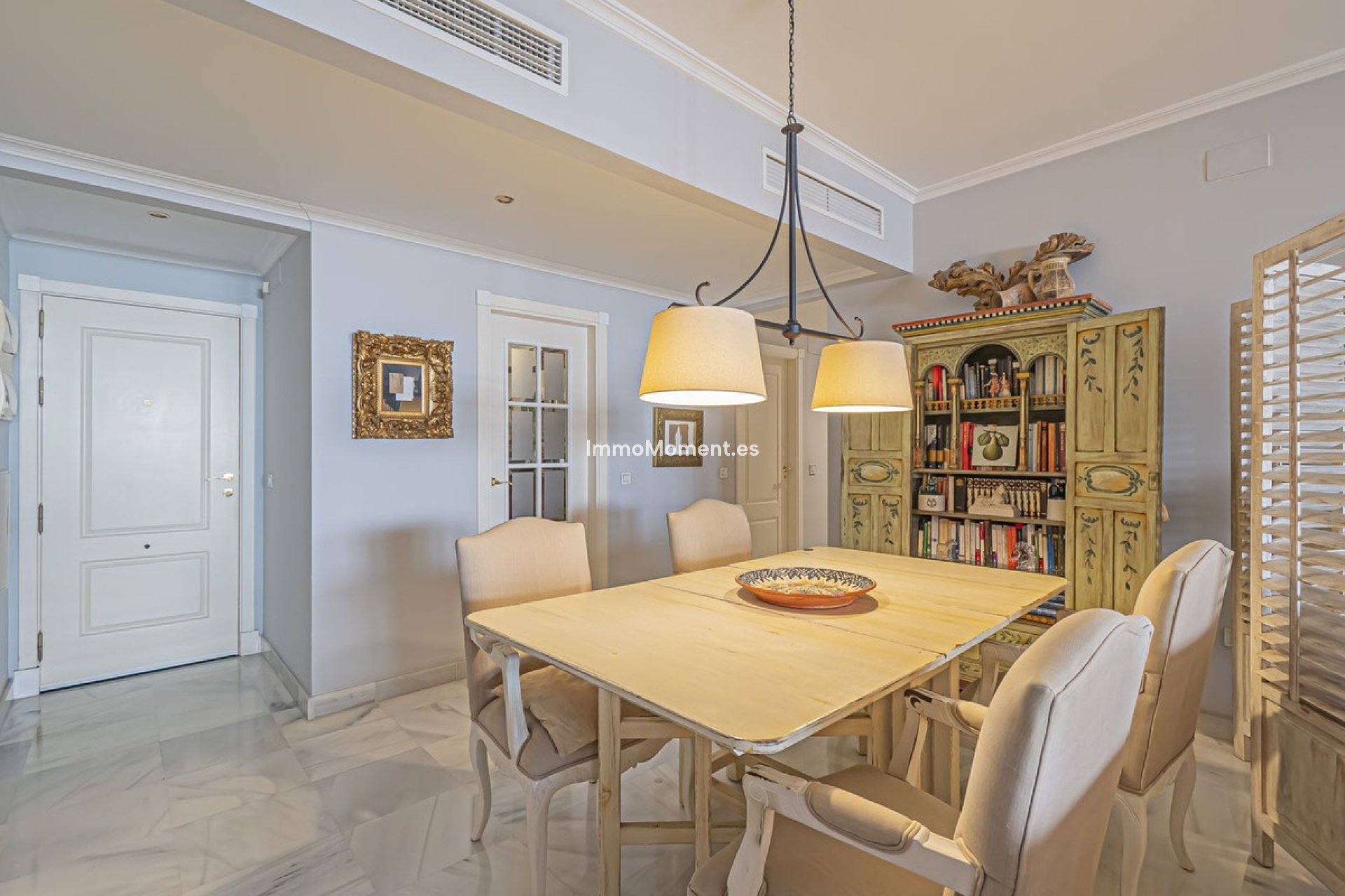 Resale - Apartment - Estepona - Hacienda del Sol