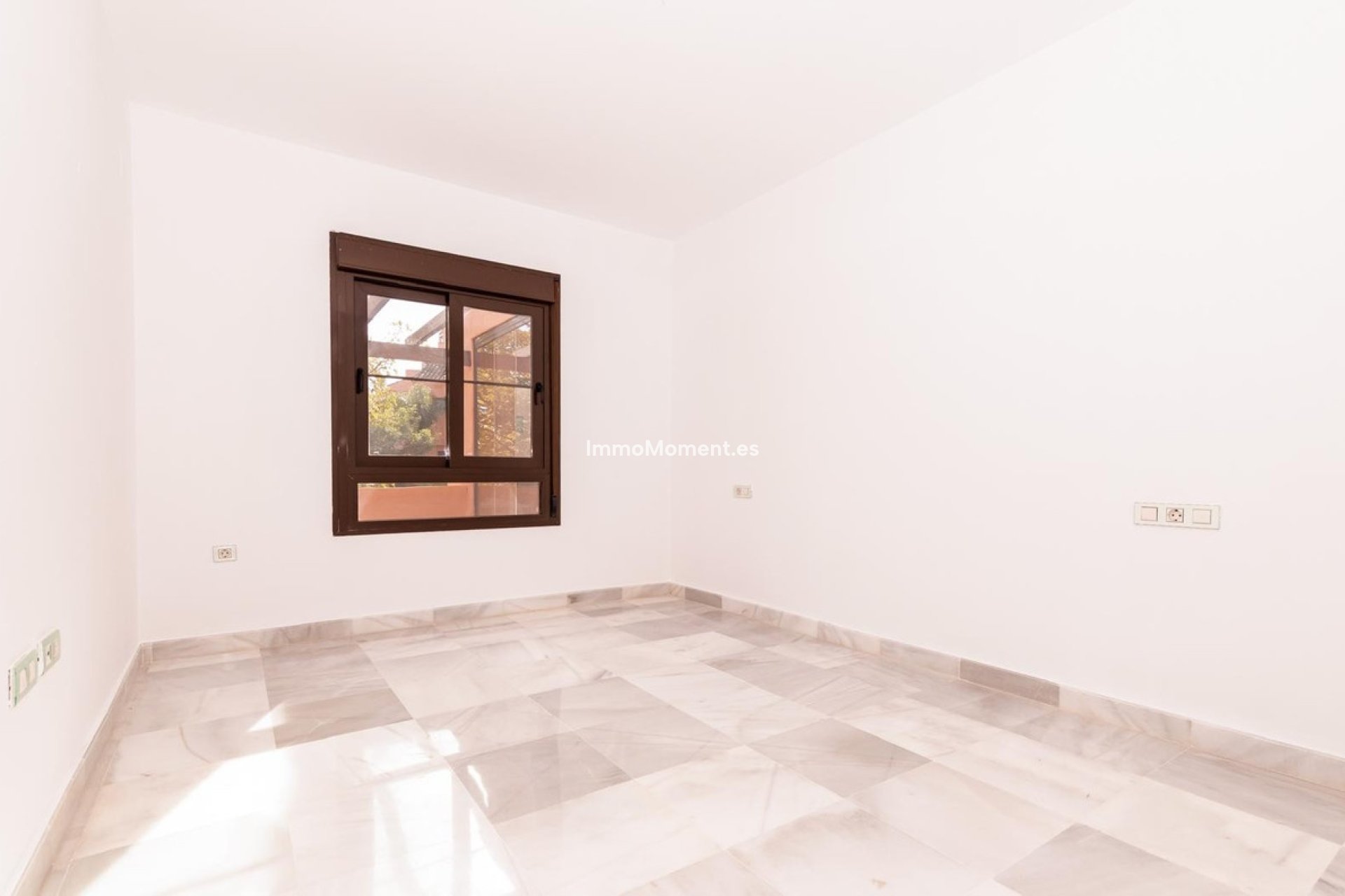 Resale - Apartment - Estepona - Hacienda del Sol