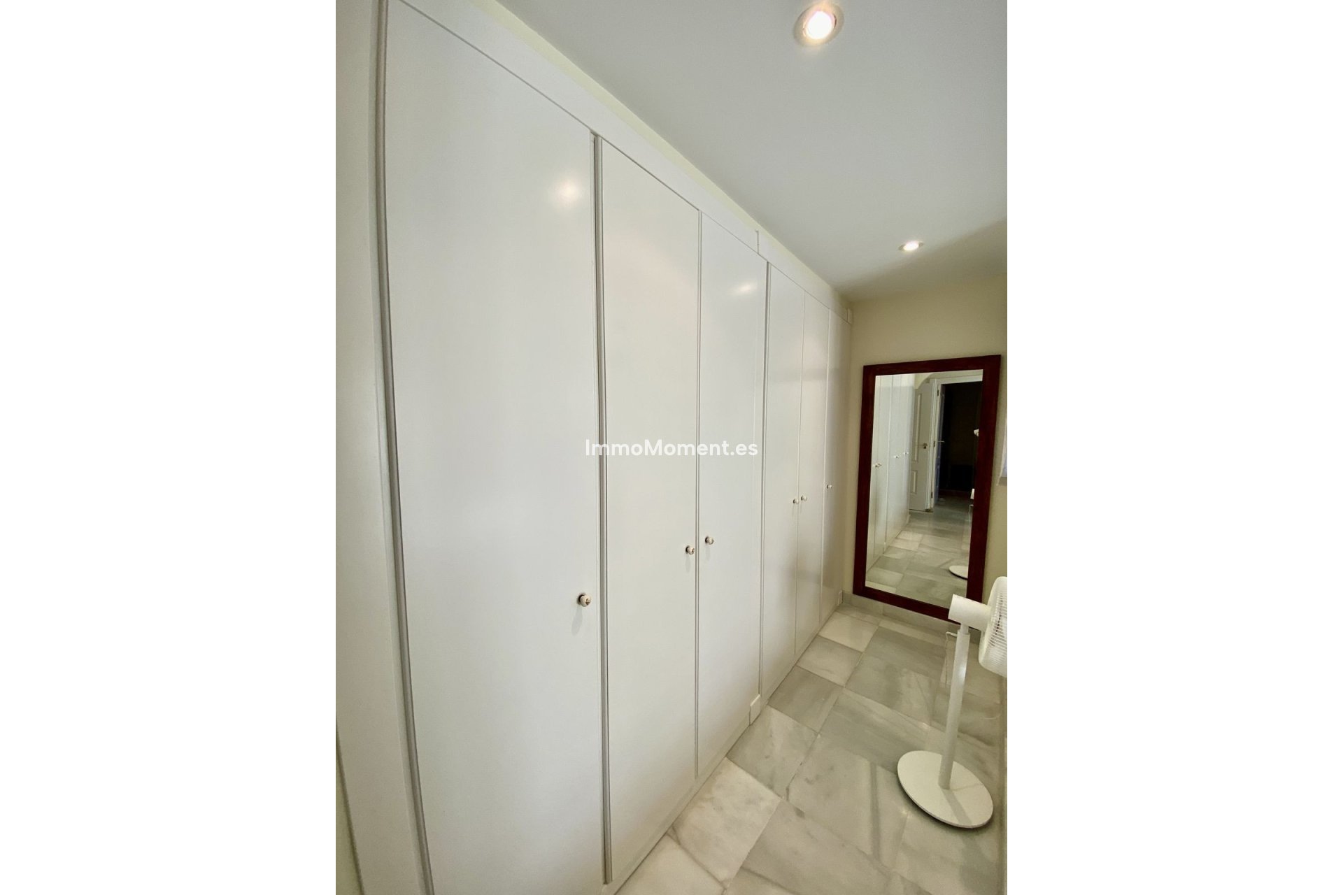 Resale - Apartment - Estepona - Hacienda del Sol