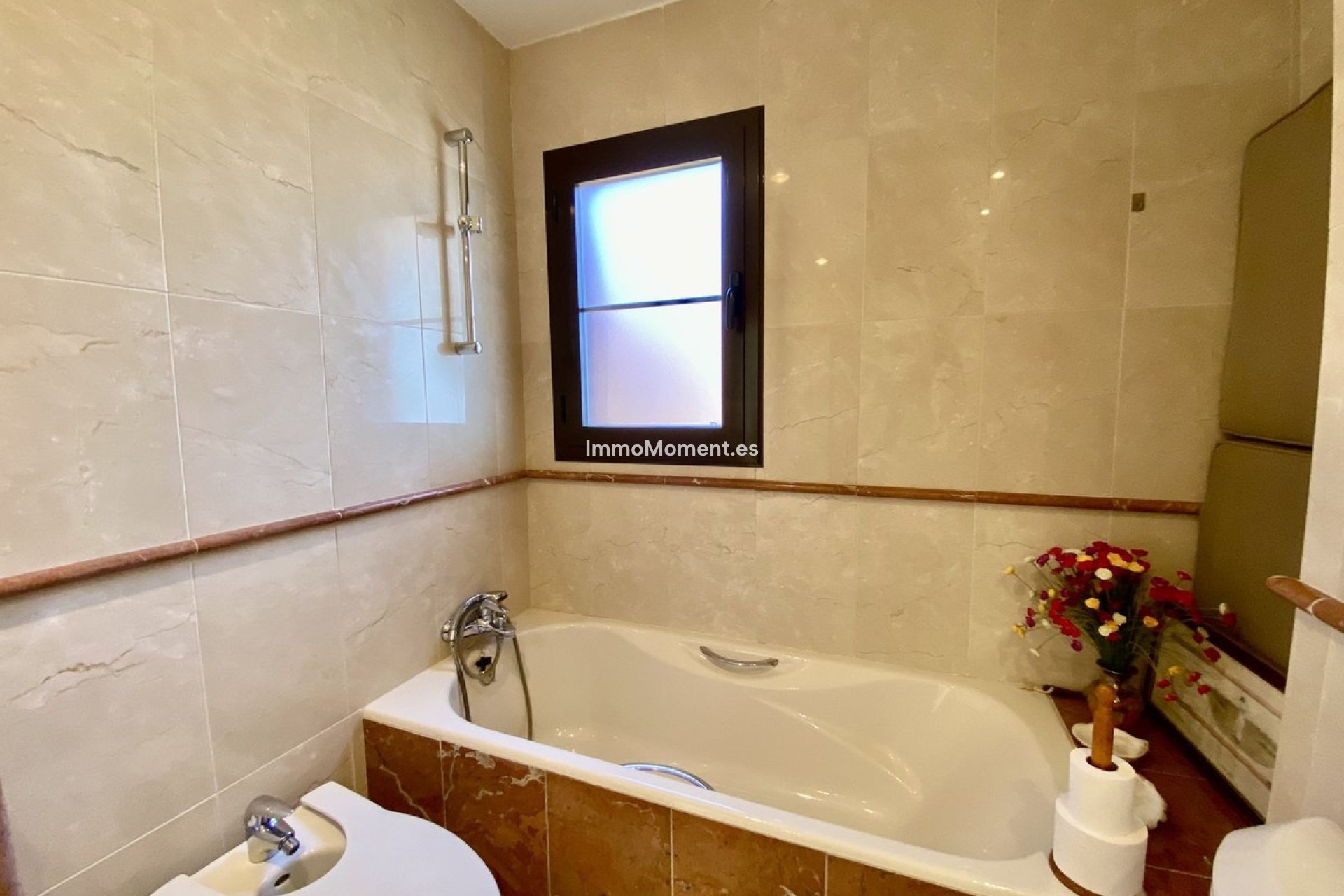 Resale - Apartment - Estepona - Hacienda del Sol