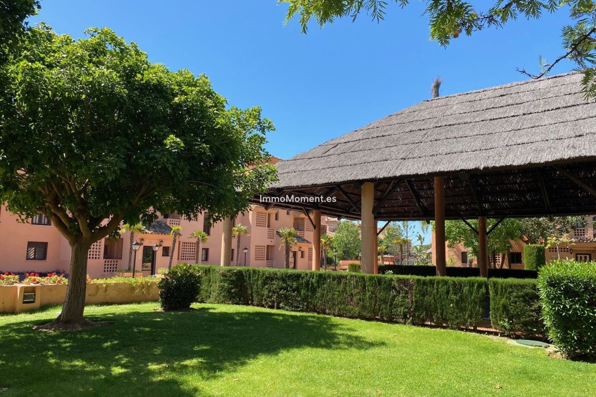 Resale - Apartment - Estepona - Hacienda del Sol