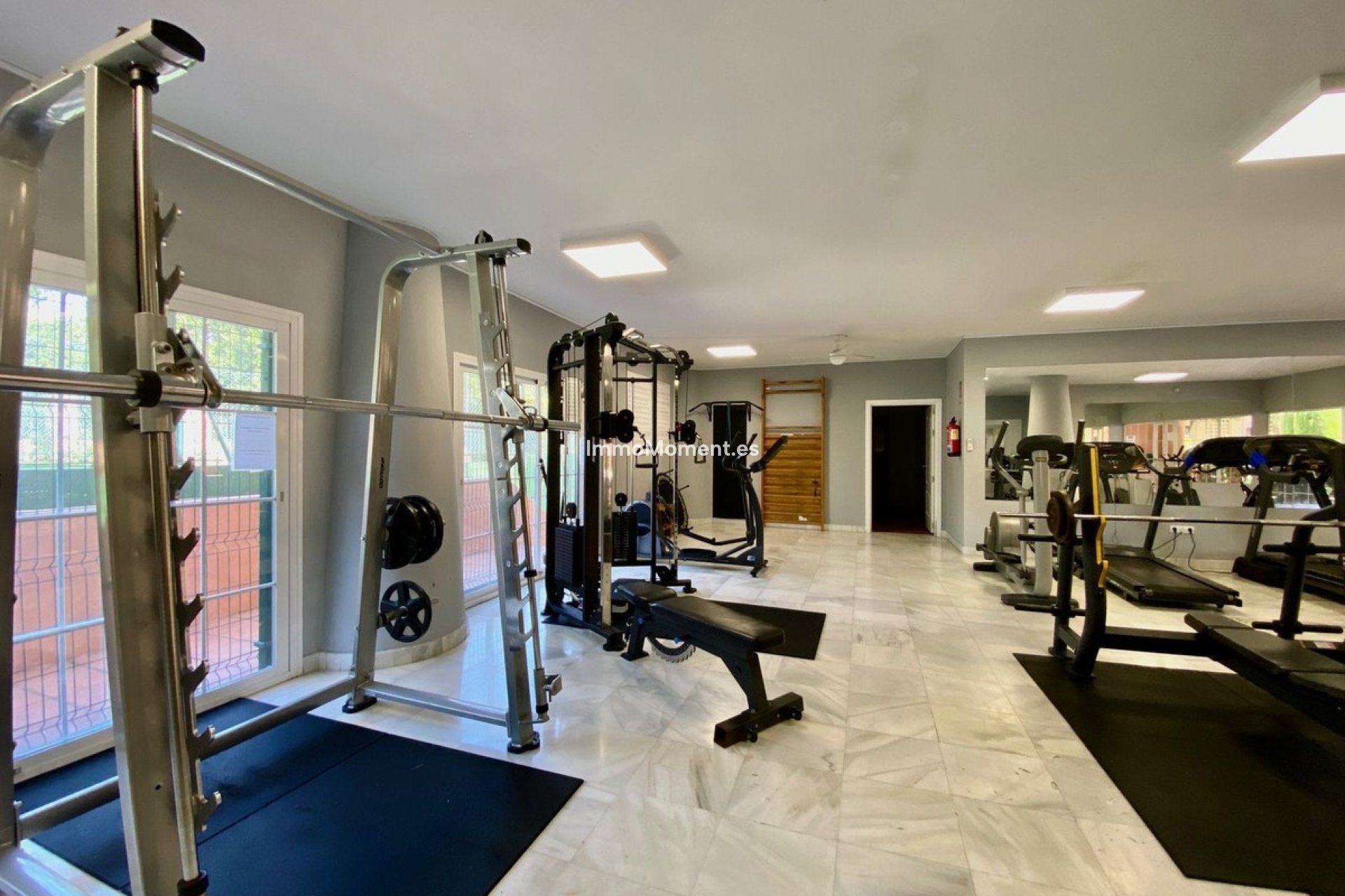 Resale - Apartment - Estepona - Hacienda del Sol