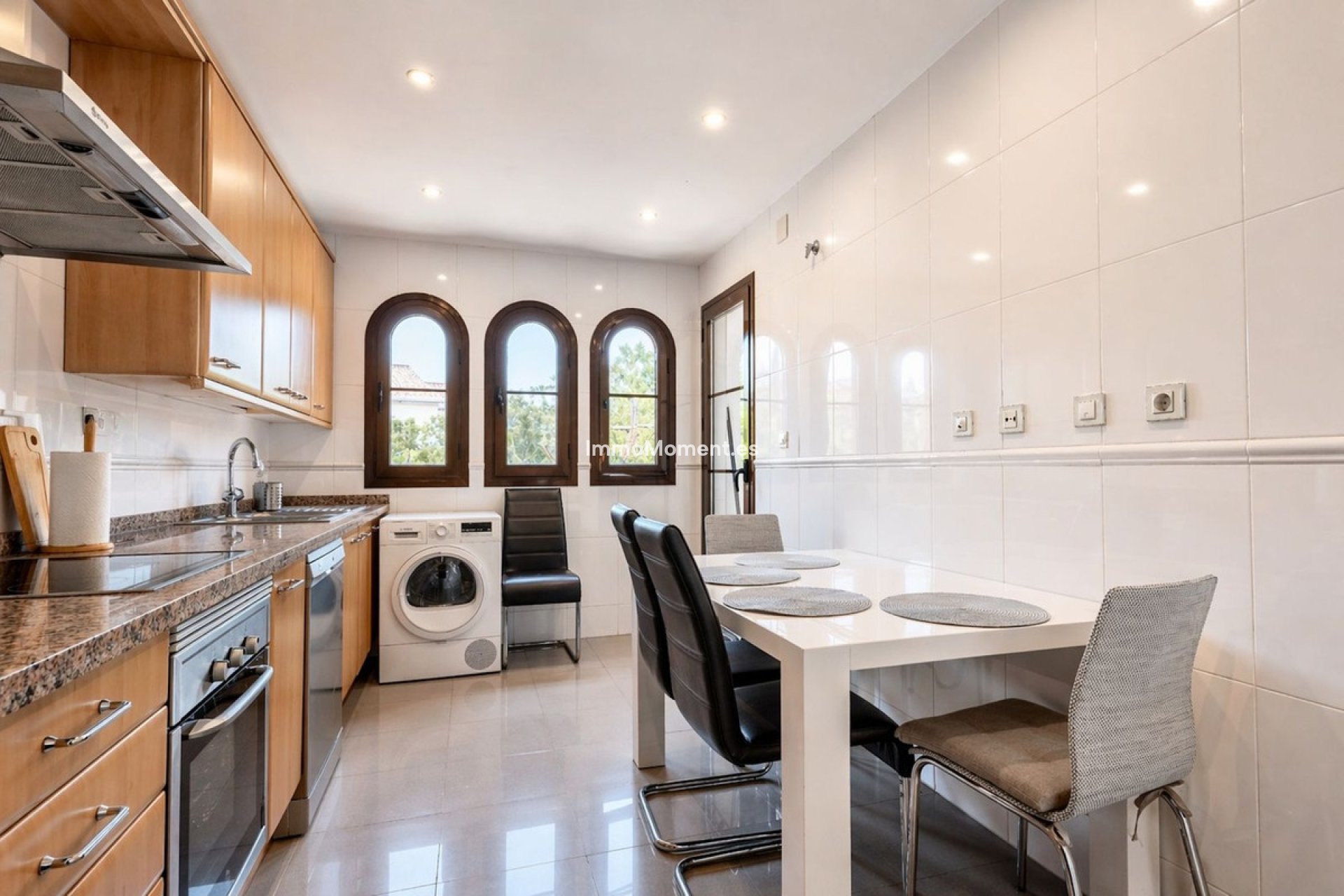 Resale - Apartment - Estepona - Hacienda del Sol